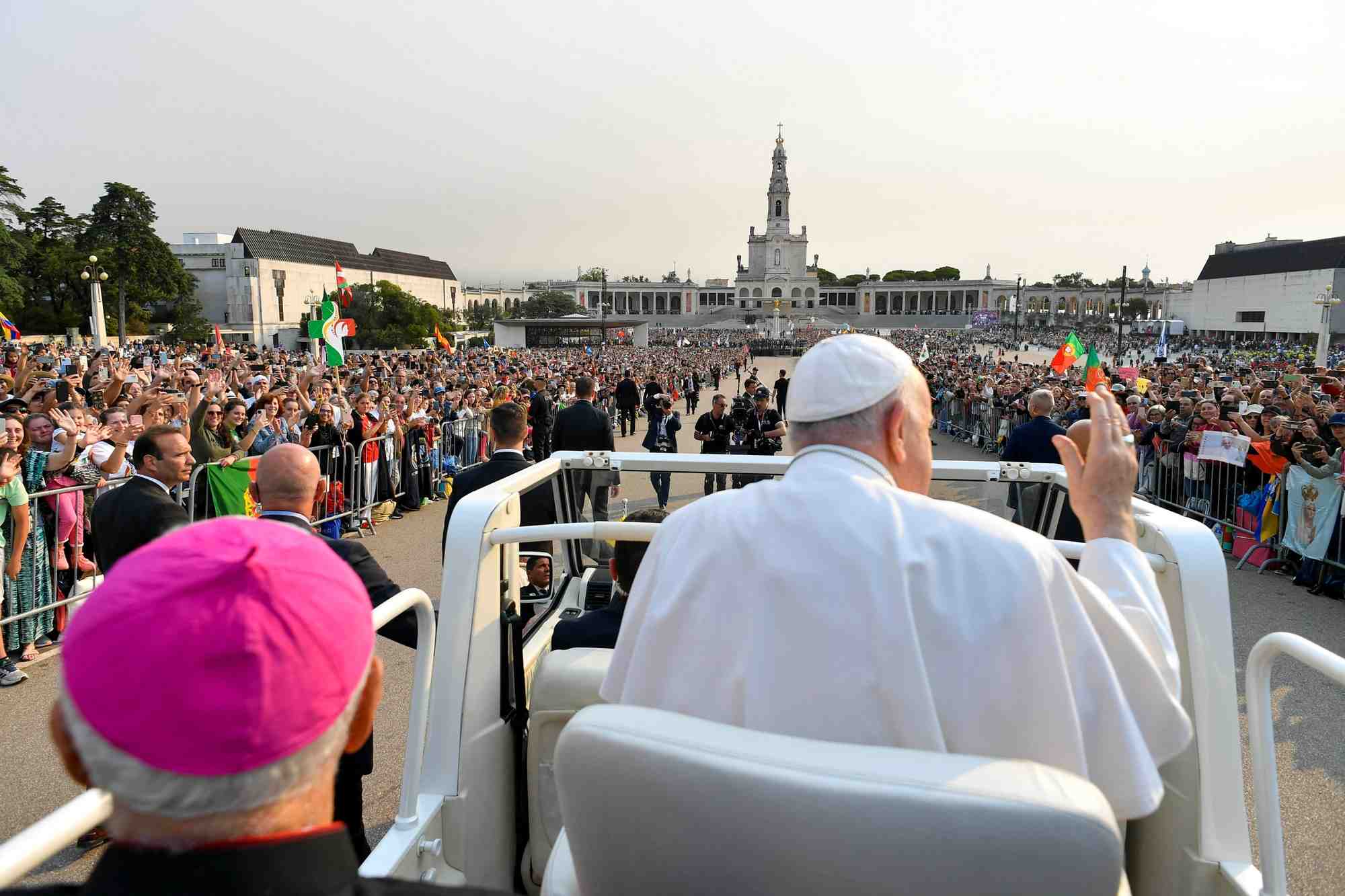 Photo du pape francois a fatima, portugal