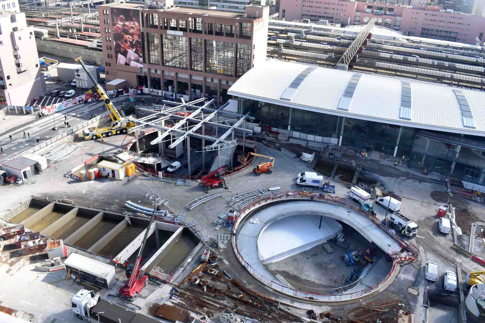 Nouvel accès au métro, nouveau hall : la gare de Lyon Part-Dieu achèvera sa grande mue à l'été 2025.
