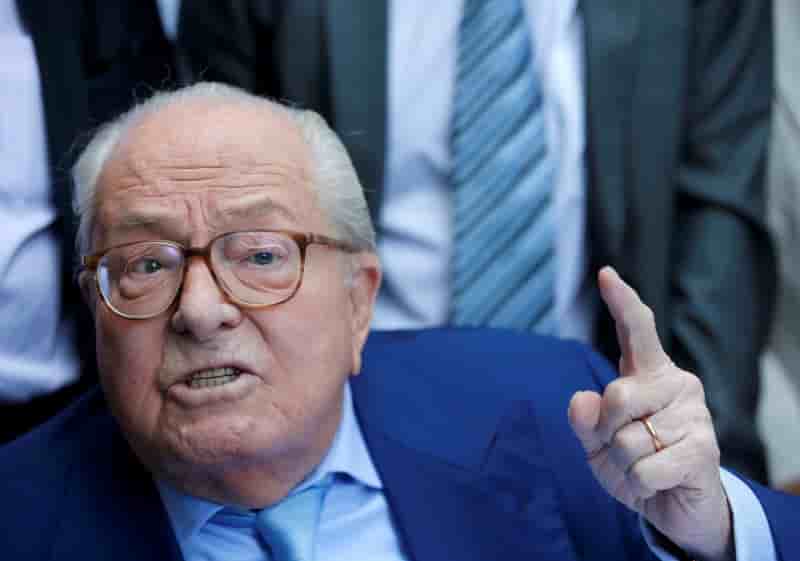 Jean-marie le pen appelle a l'unite du fn