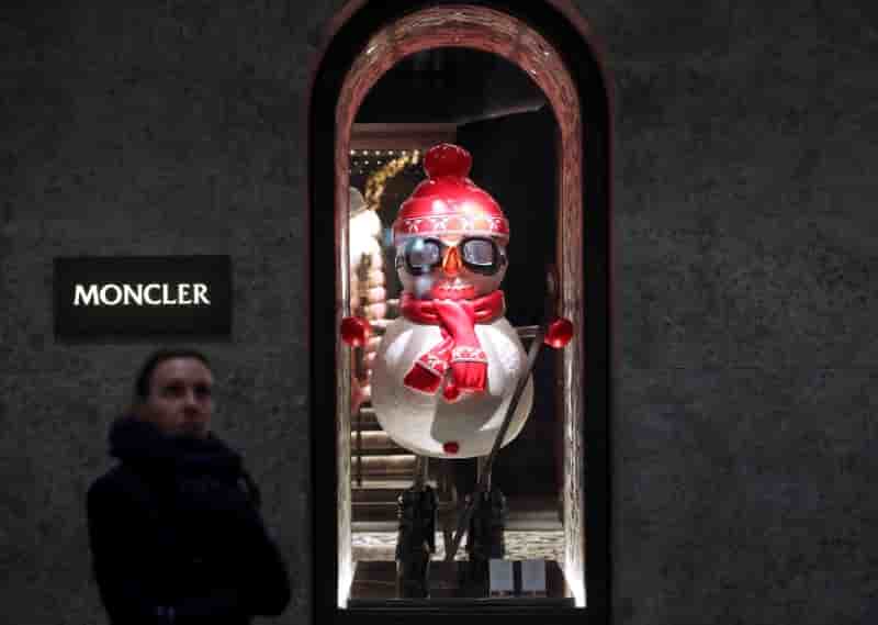 Moncler ne voit pas d'opportunites de m&a dans l'immediat