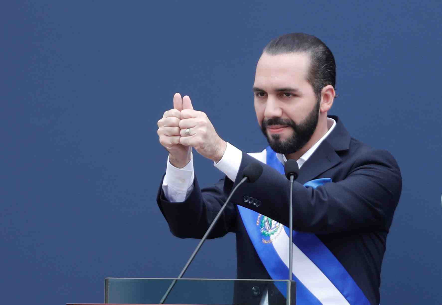 Le salvador, un pays a "soigner", dit son nouveau president