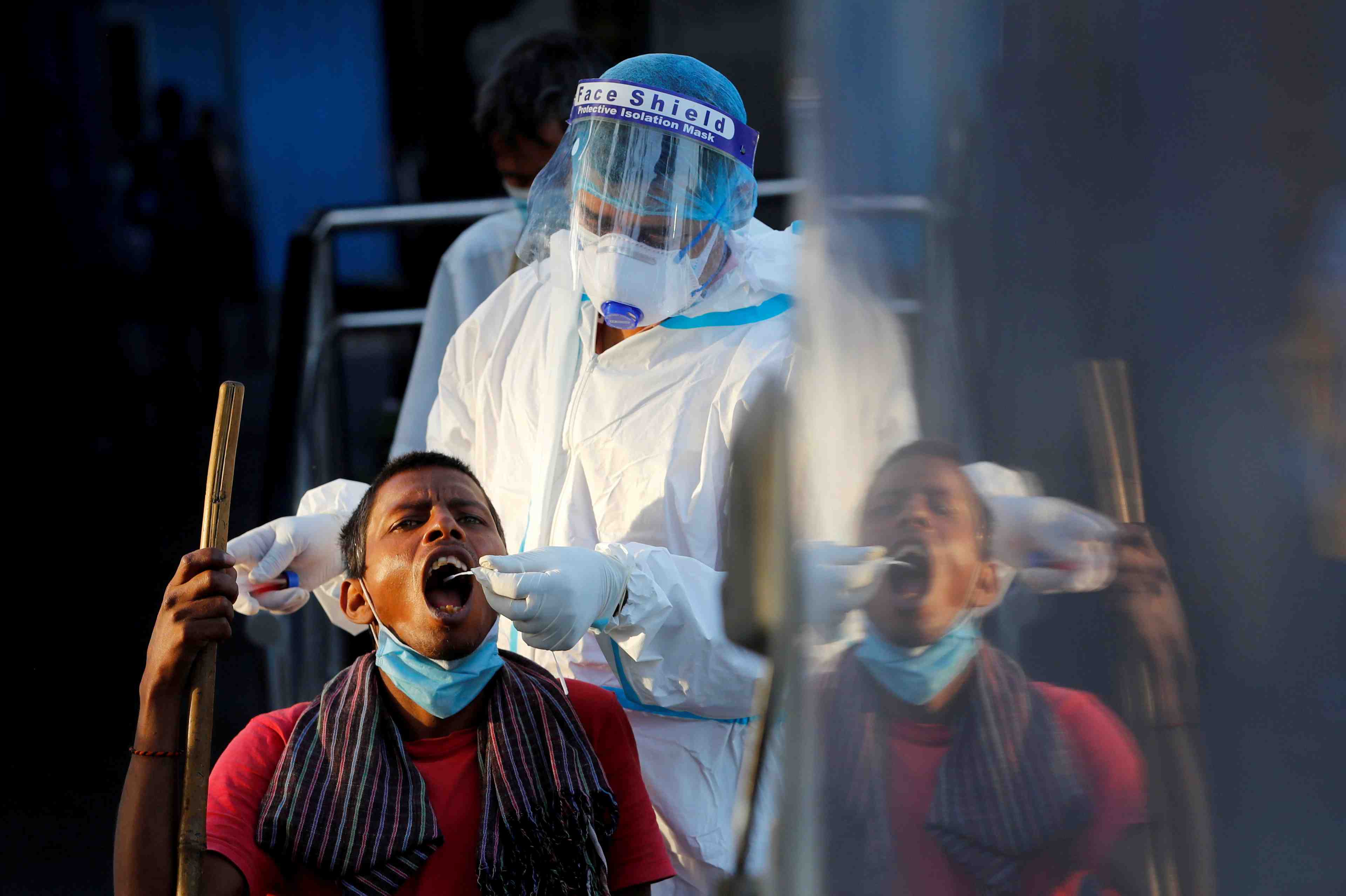 Coronavirus: l'inde recense 81.466 nouveaux cas en un jour, un record