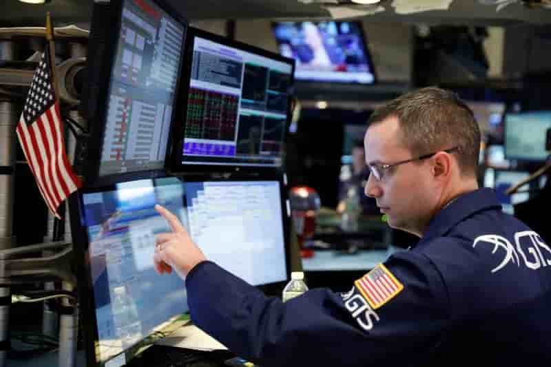 La bourse de new york finit en baisse