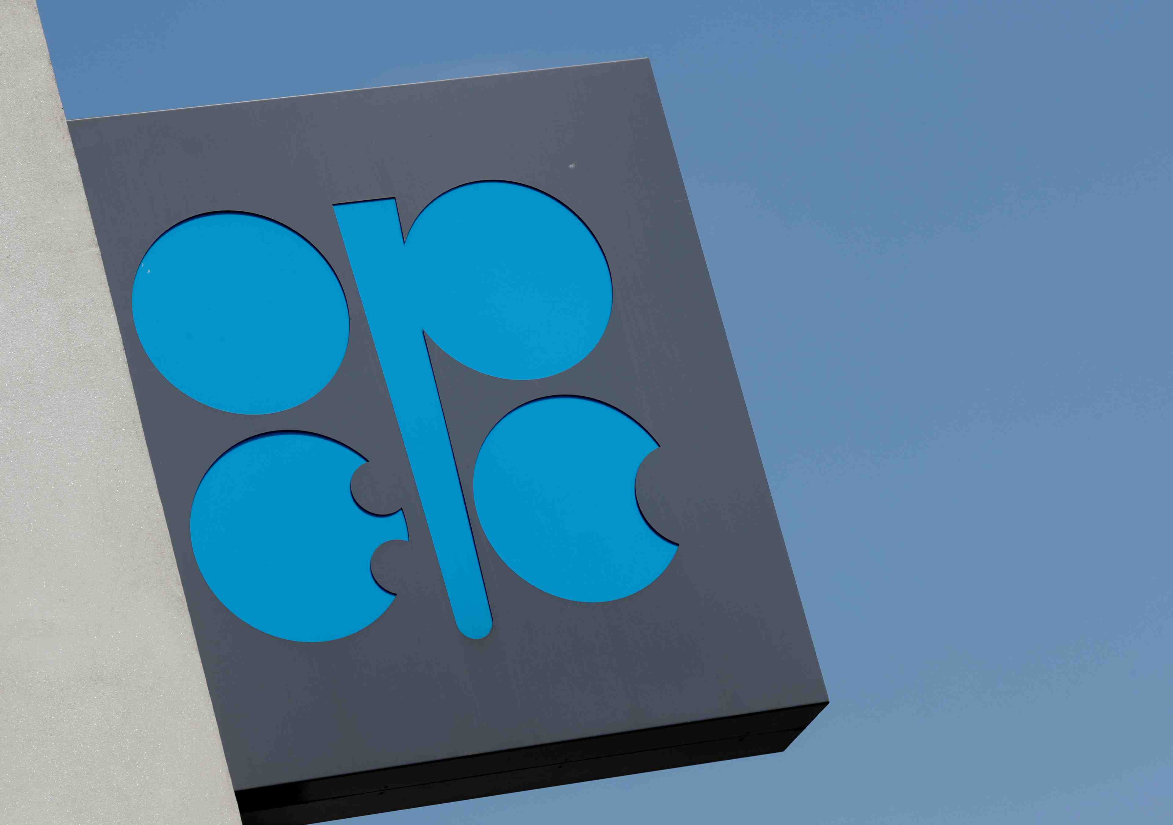 La production de l'opep au plus bas depuis 2011 apres les attaques en arabie