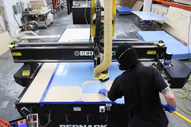 Usa: chute record des commandes a l'industrie en mars