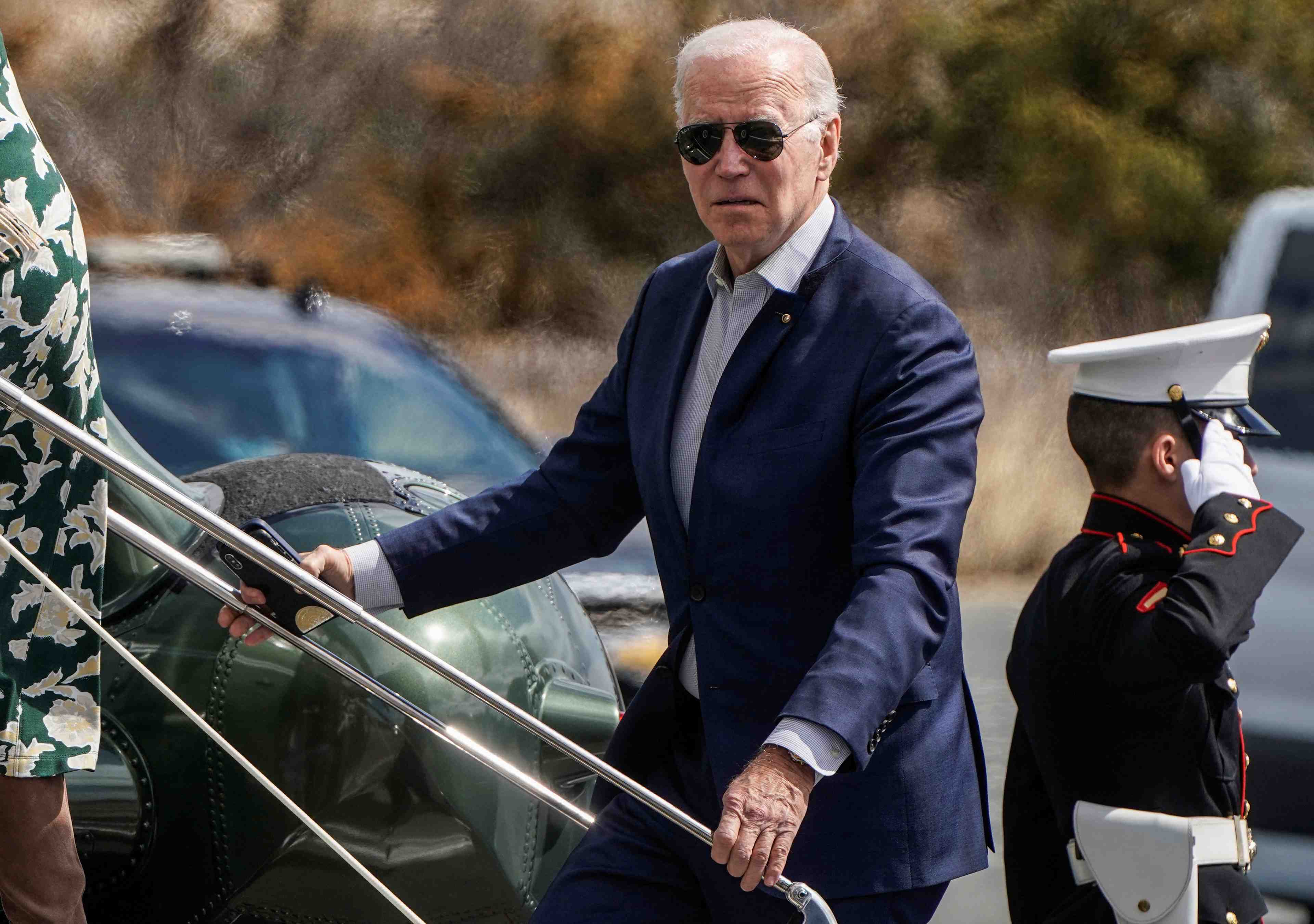 Biden se rendra vendredi en pologne pour discuter de l'ukraine