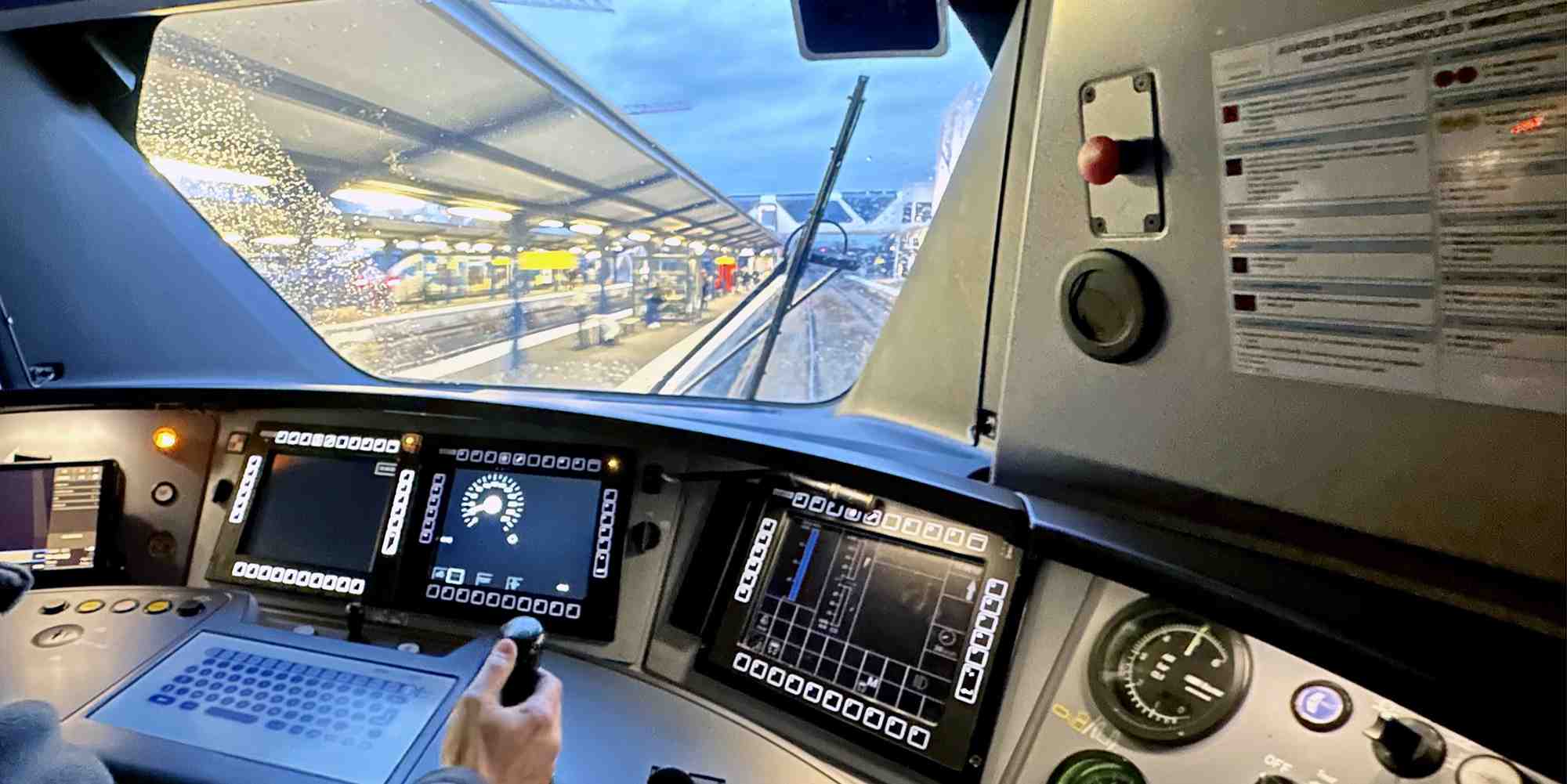 Le réseau express métropolitain de Strasbourg (REME) a permis la mise en circulation de 650 trains supplémentaires chaque semaine en périphérie de la capitale alsacienne. Ici, un train régional à l'entrée en gare de Haguenau (Bas-Rhin).