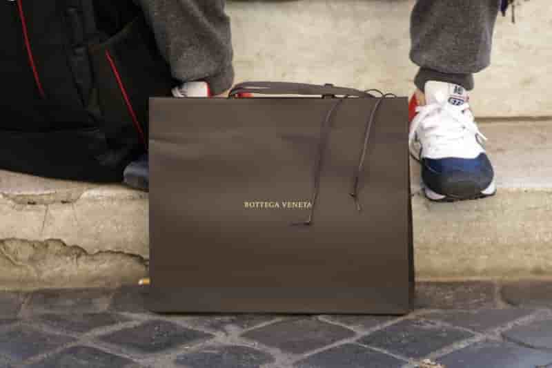 Daniel lee nomme directeur de la creation de bottega veneta