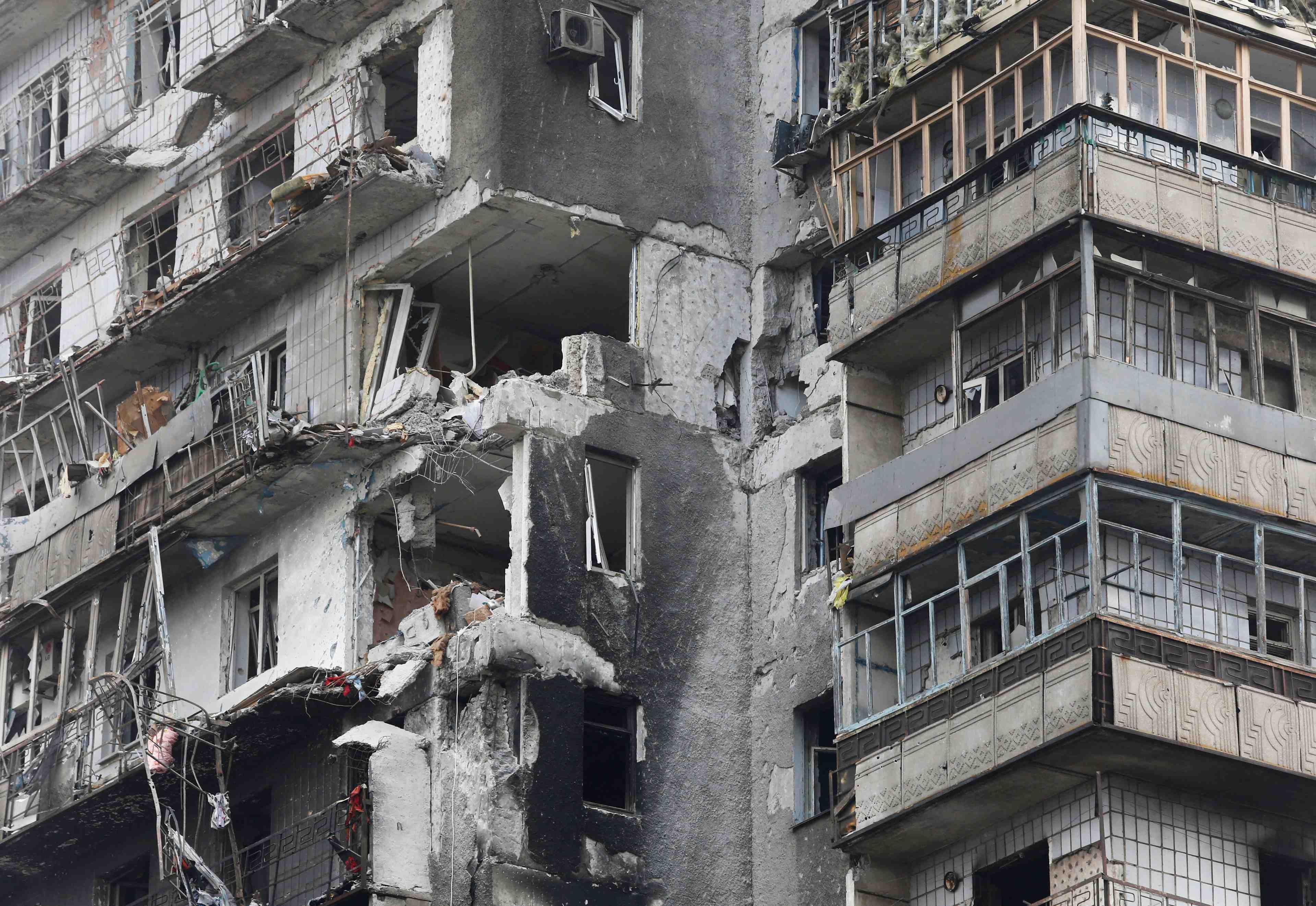 Zelensky denonce la campagne de "terreur" visant marioupol