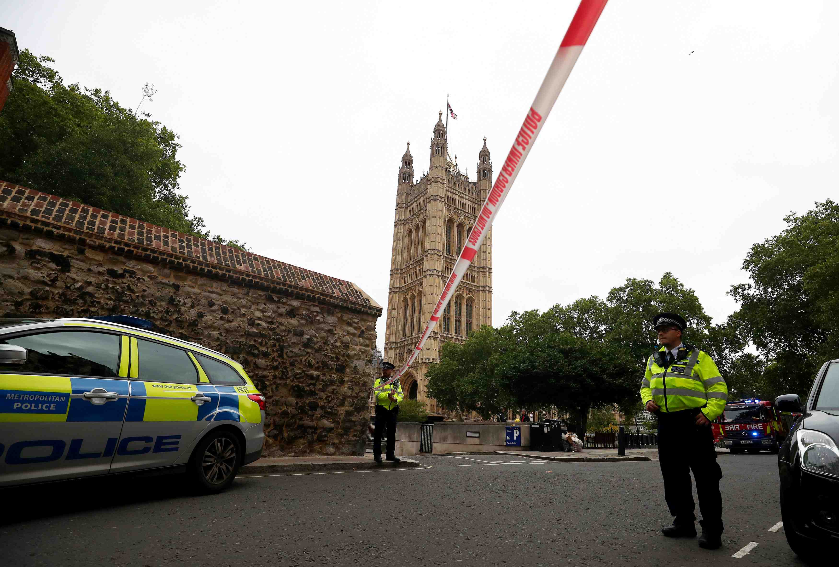 L'incident de westminster traite comme un acte terroriste, annonce la police