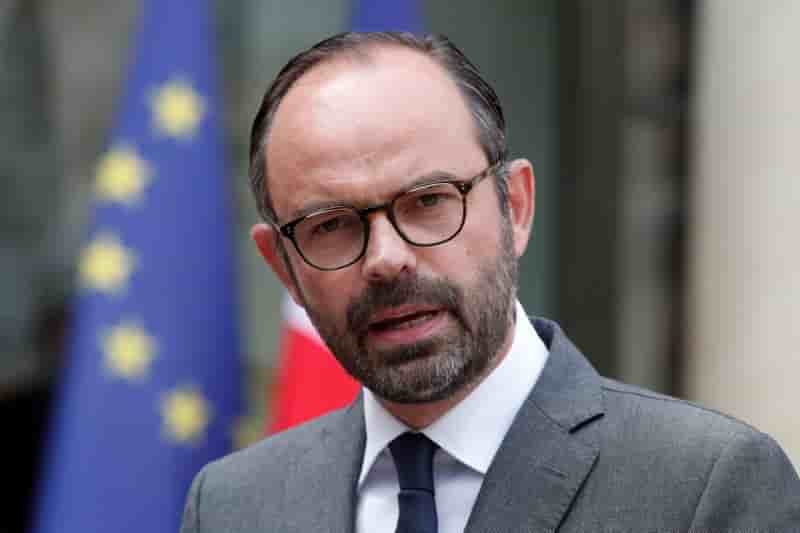 Philippe "pas satisfait" qu'un fiche s puisse etre arme