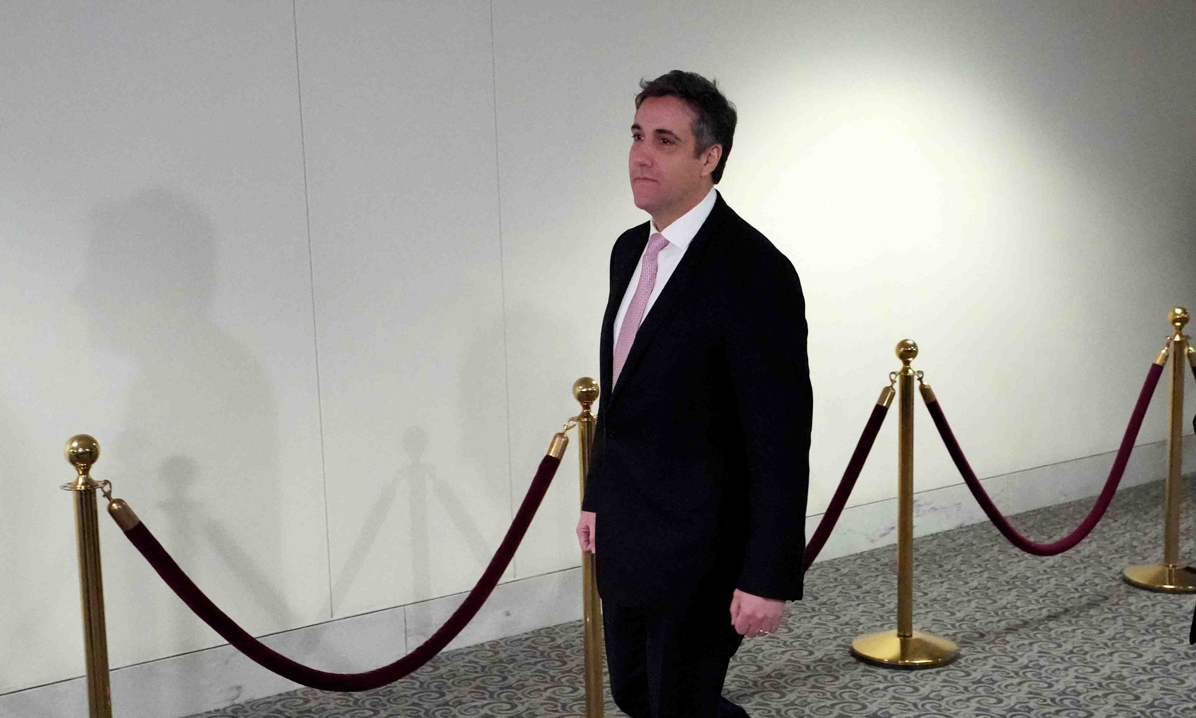 Le congres auditionne l'ex-avocat de trump michael cohen