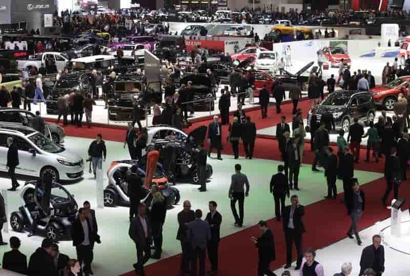 Un air de dolce vita lors du salon de l'automobile de Genève