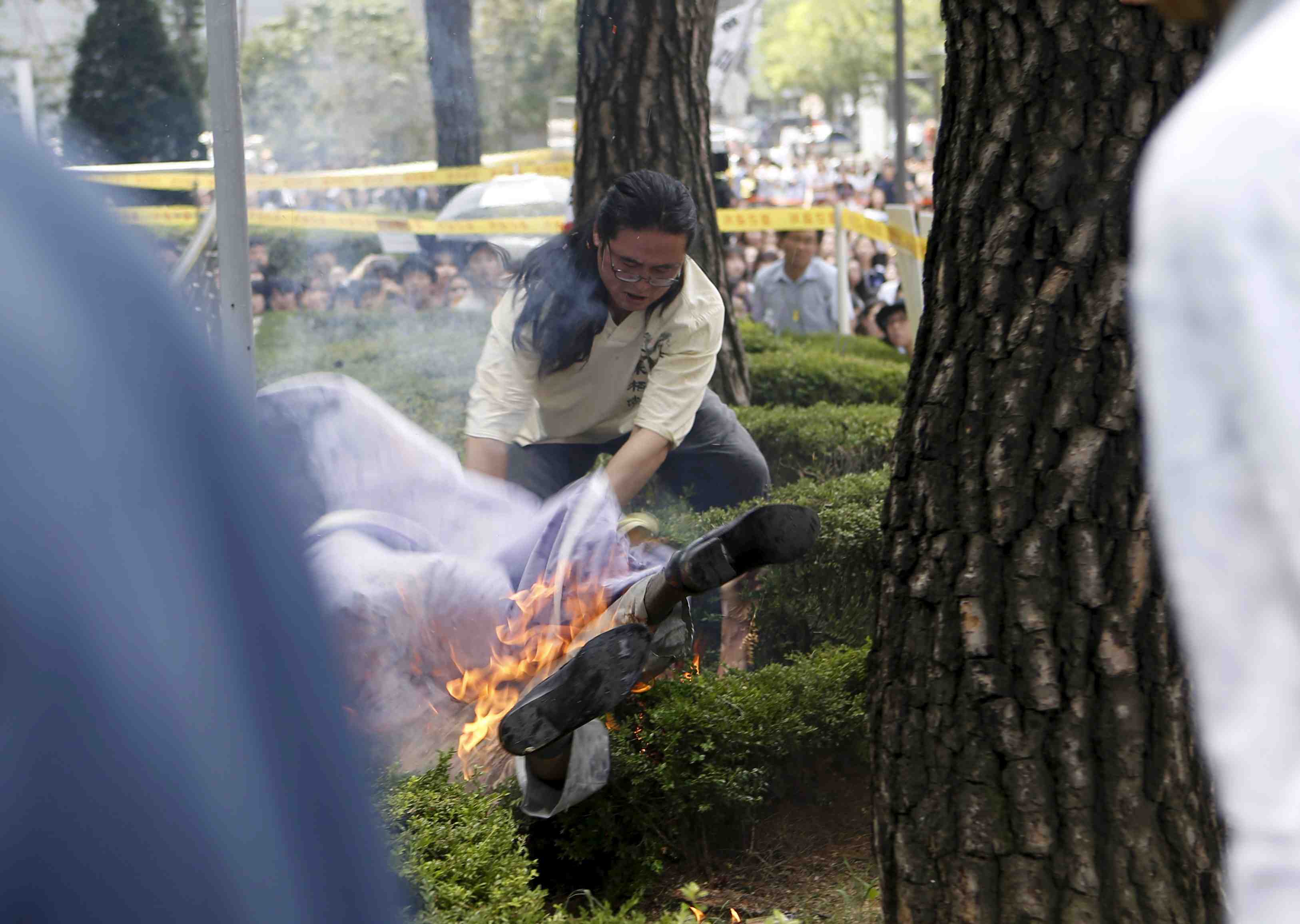 Un sud-coreen s'immole par le feu pour denoncer le passe colonial du japon