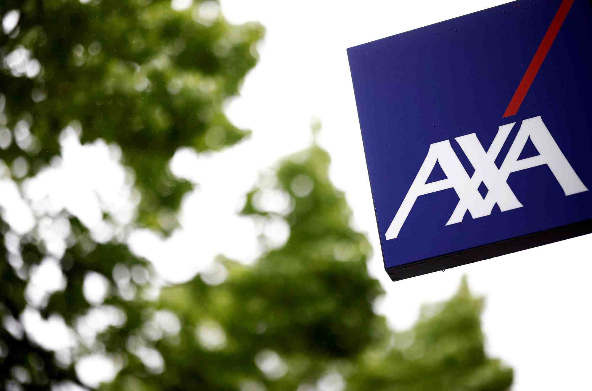 Axa cede a hsbc ses activites a singapour pour 487 millions d'euros