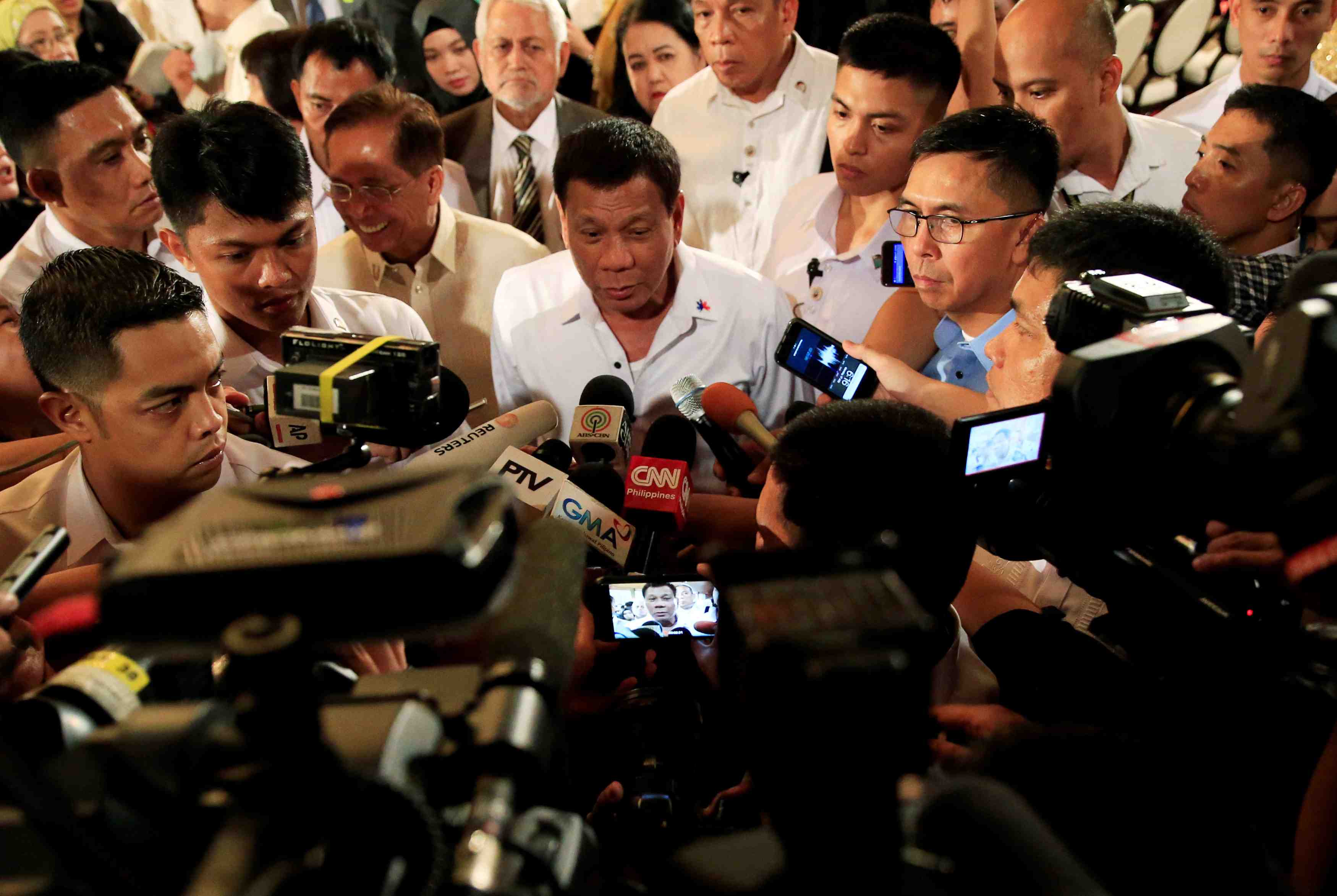 Duterte autorise la police a tuer les "idiots" resistant a leur arrestation