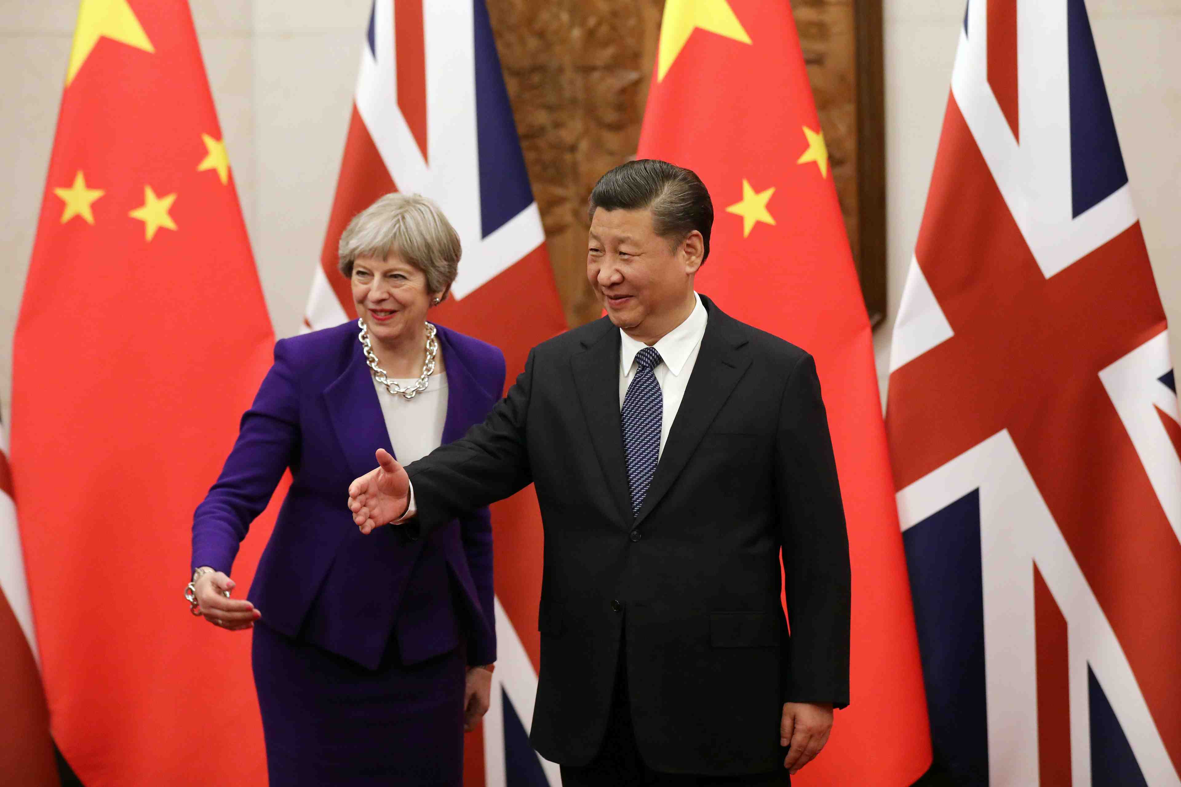 Chine: des contrats pour 9,3 milliards de livres signes durant la visite de may