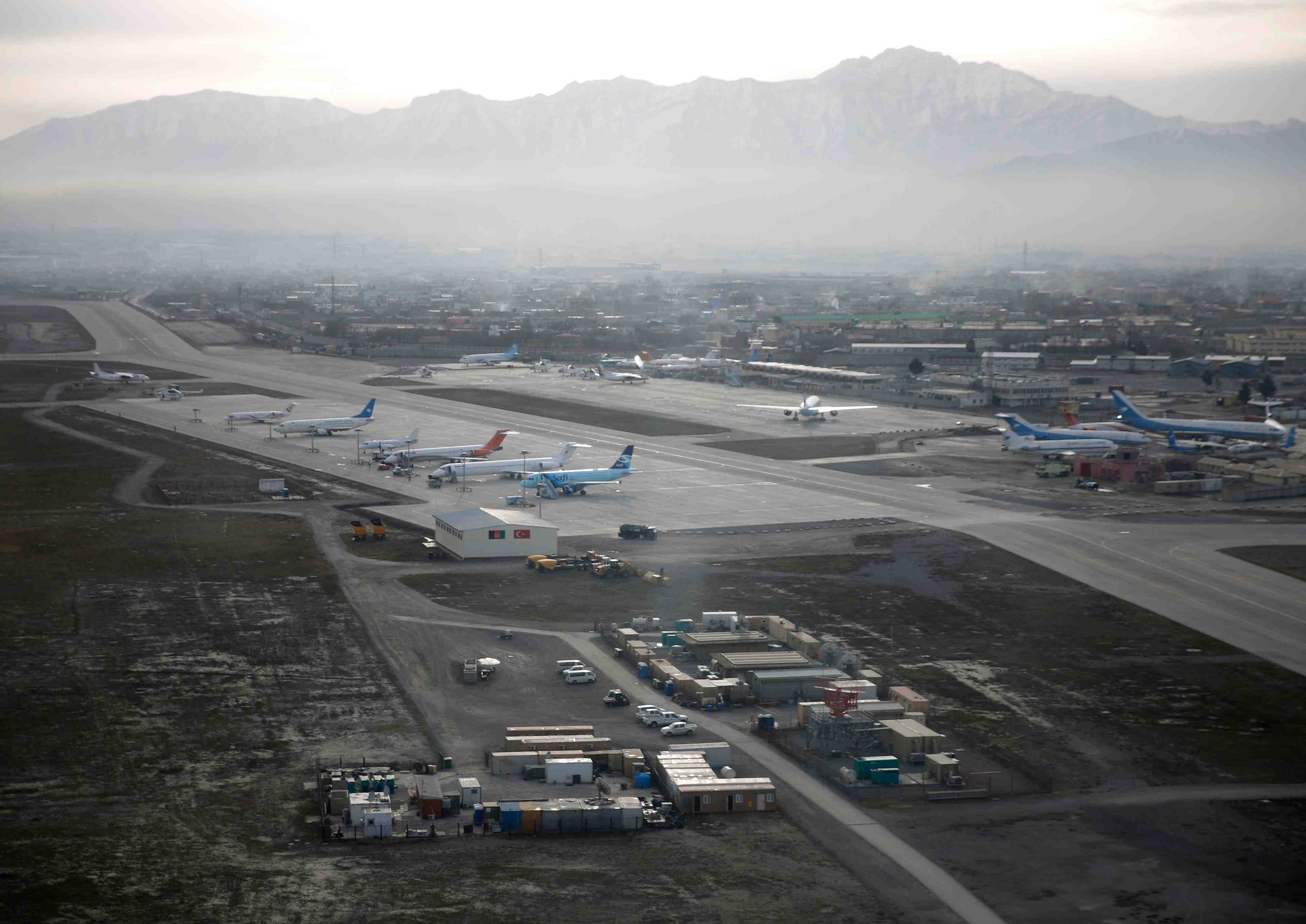 Afghanistan: un civil allemand en route pour l'aeroport de kaboul blesse par balle