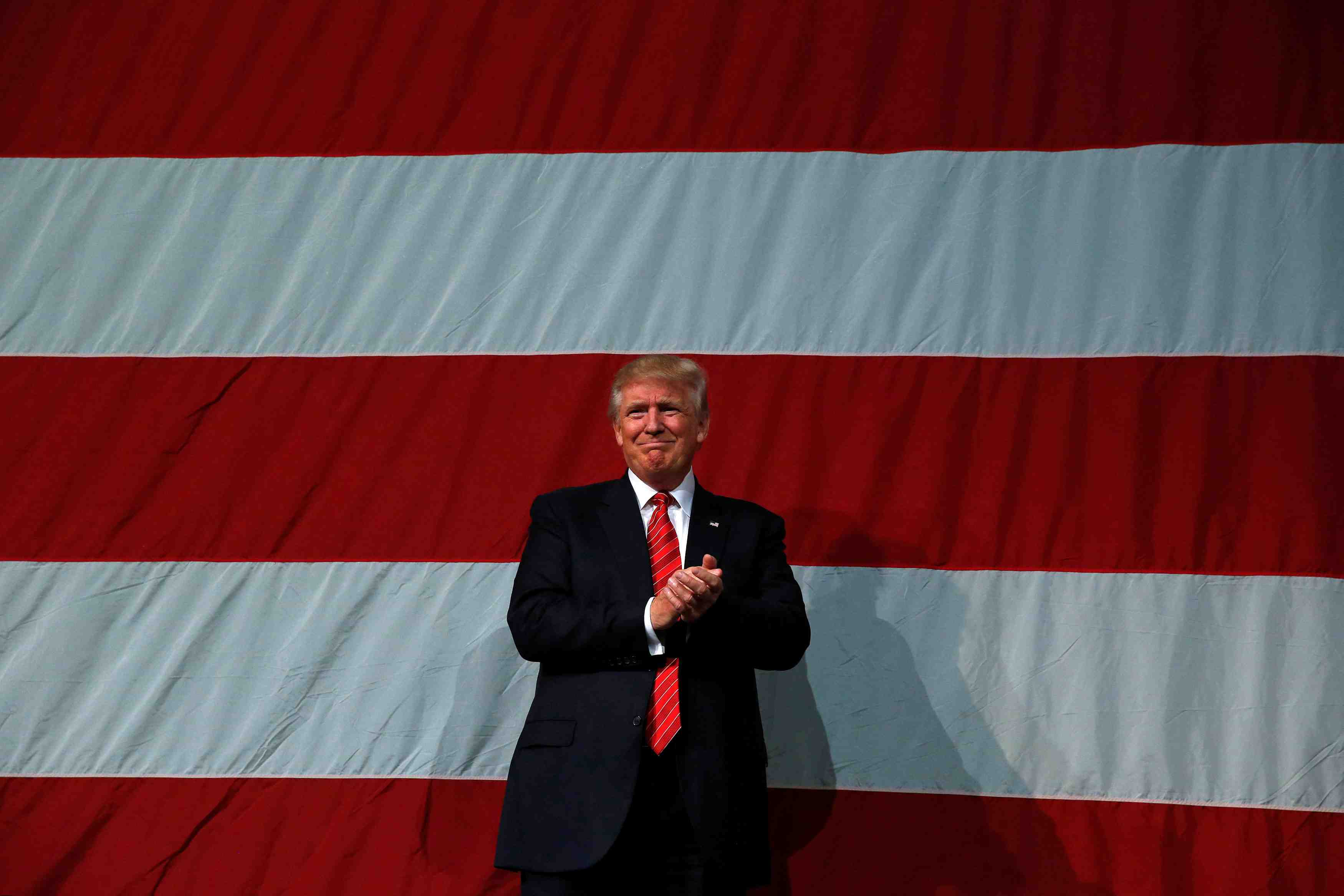 Trump appelle les pro-armes a feu a se faire entendre