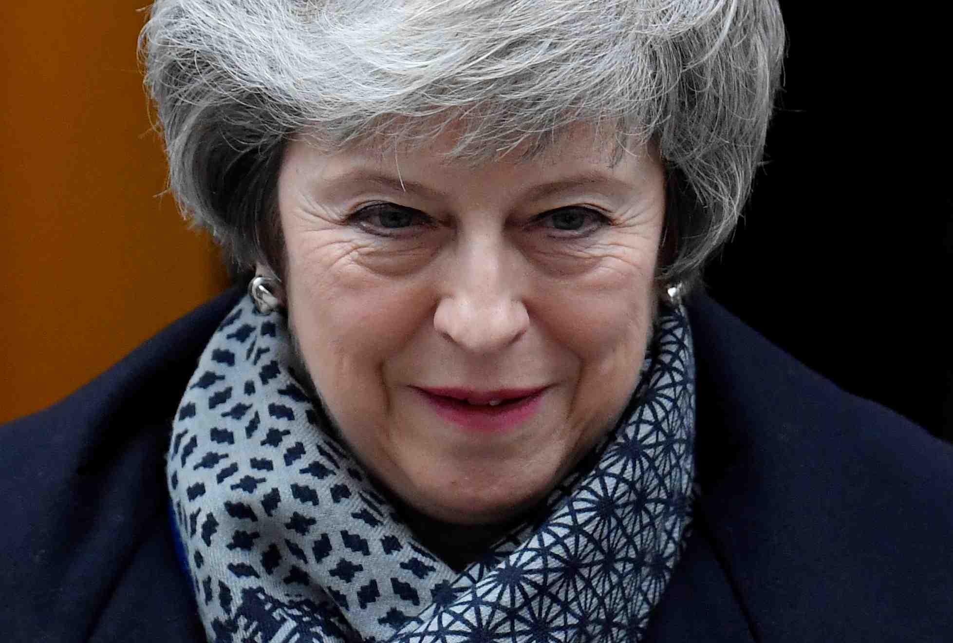 Le royaume-uni en quete de compromis apres l'humiliation de may