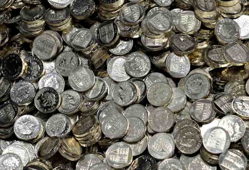 La banque d'angleterre craint que la livre se renforce encore davantage