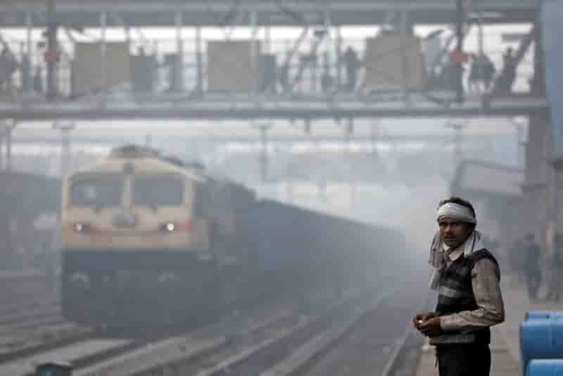 En inde, 25 millions de candidats a un poste dans les chemins de fer