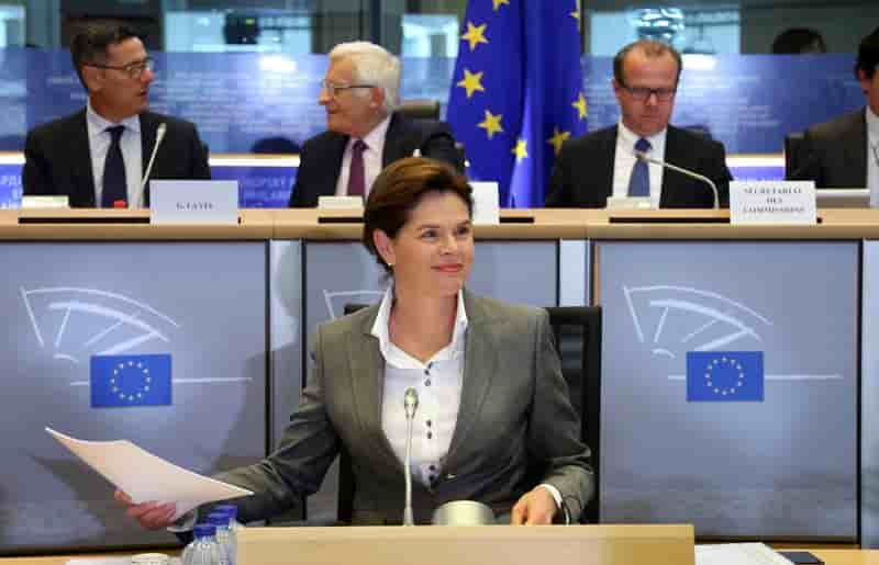Alenka Bratusek renonce à la Commission européenne