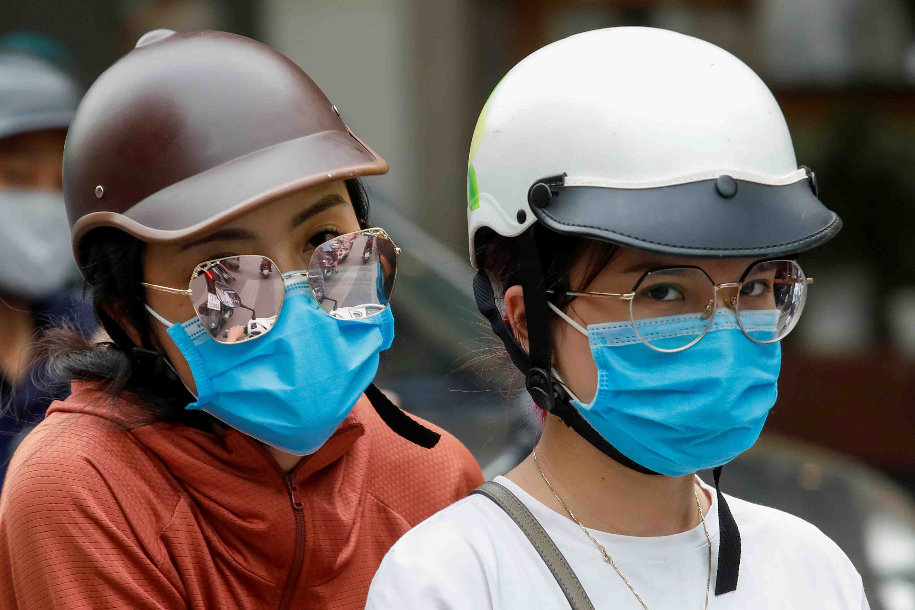 Coronavirus: la progression chez les jeunes inquiete l'oms