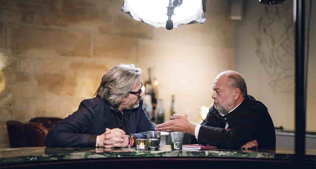Dans « Seul contre tous », Éric Dupont Moretti débat dans un restaurant parisien avec quatre personnalités
politiques.
