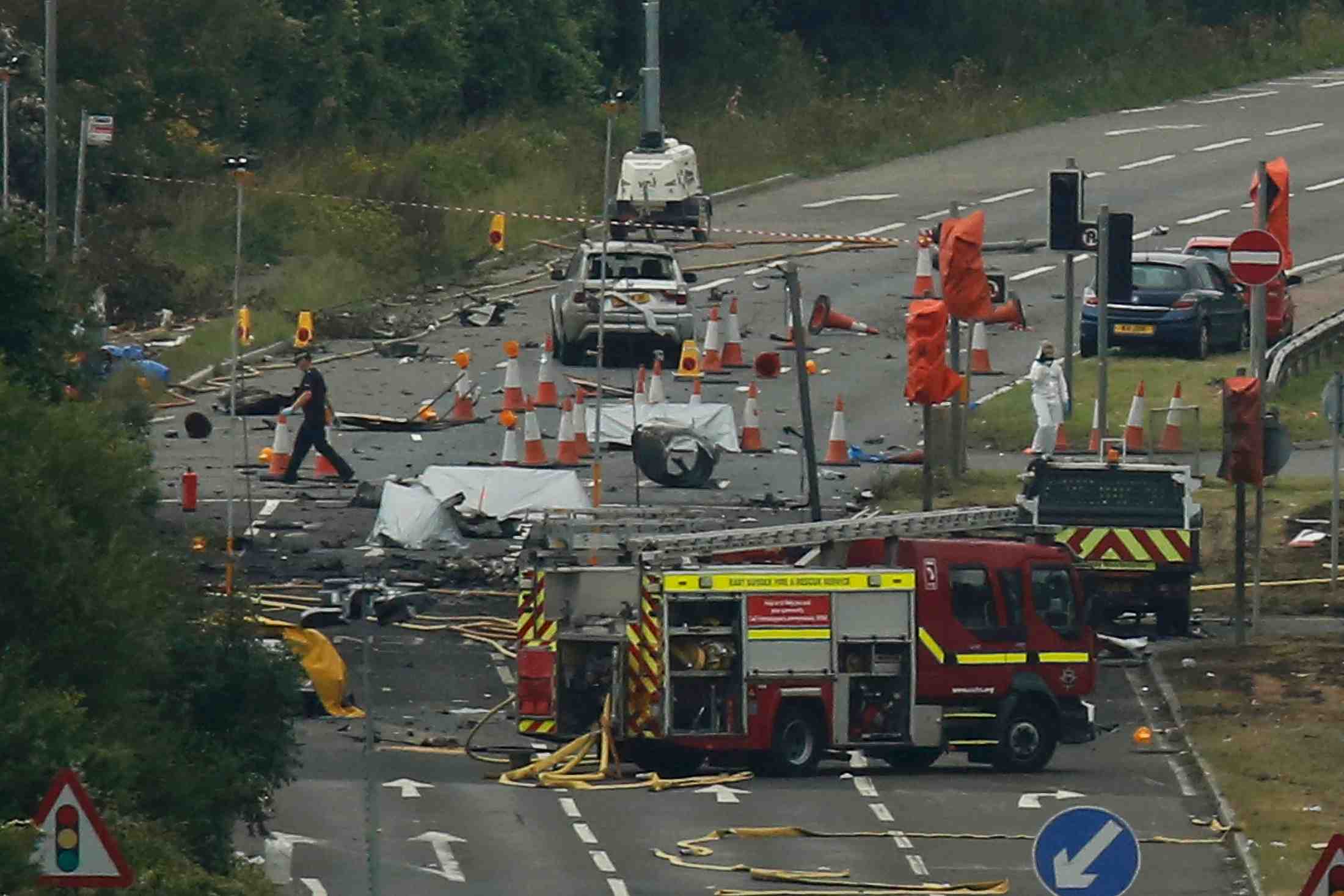 Un avion s'ecrase lors d'un meeting aerien en angleterre
