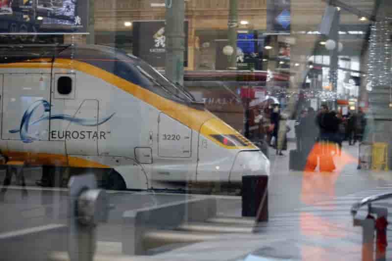 Un homme meurt electrocute sur un eurostar a paris