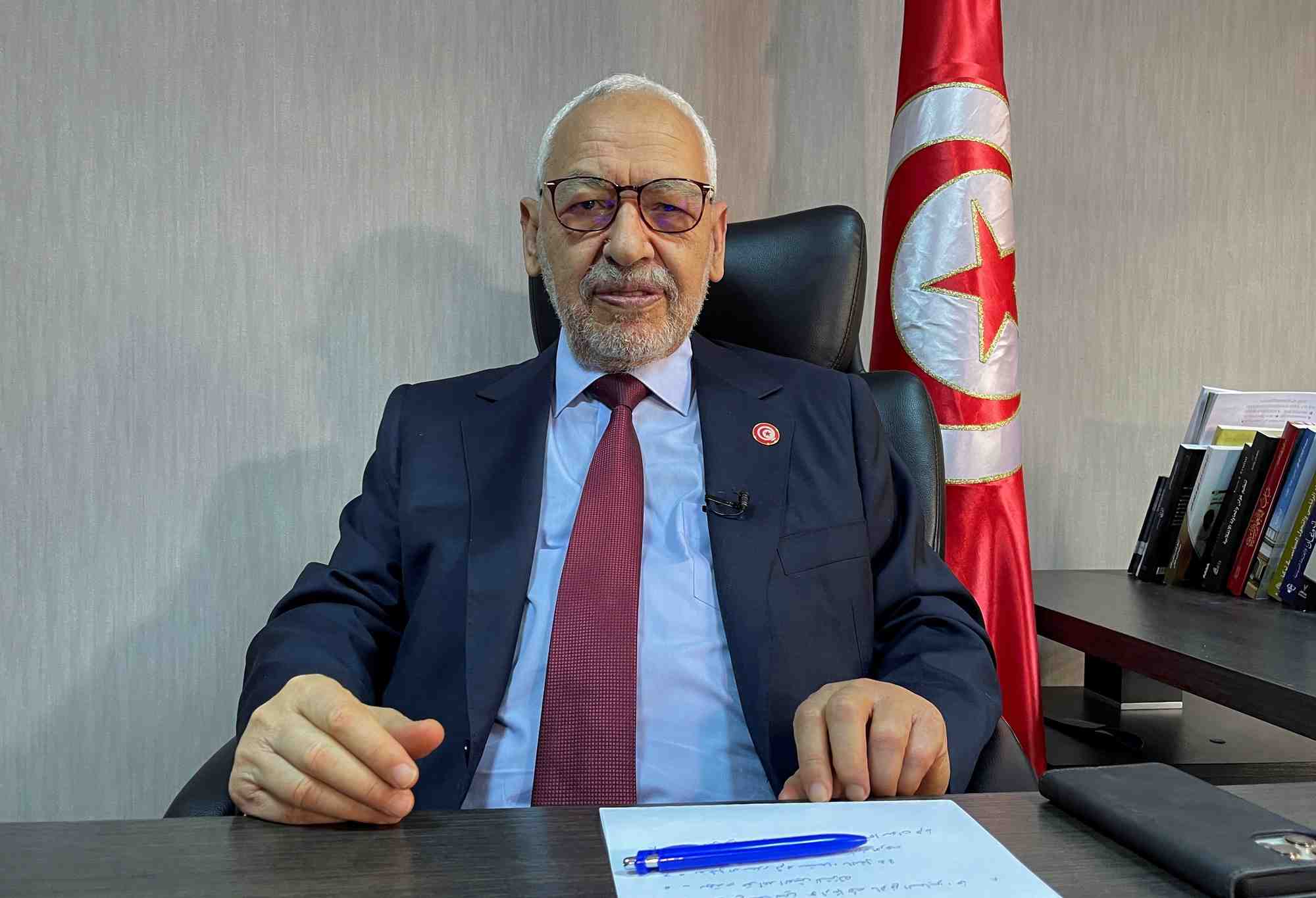 Le tunisien rached ghannouchi participe a une interview avec l'agence reuters a tunis