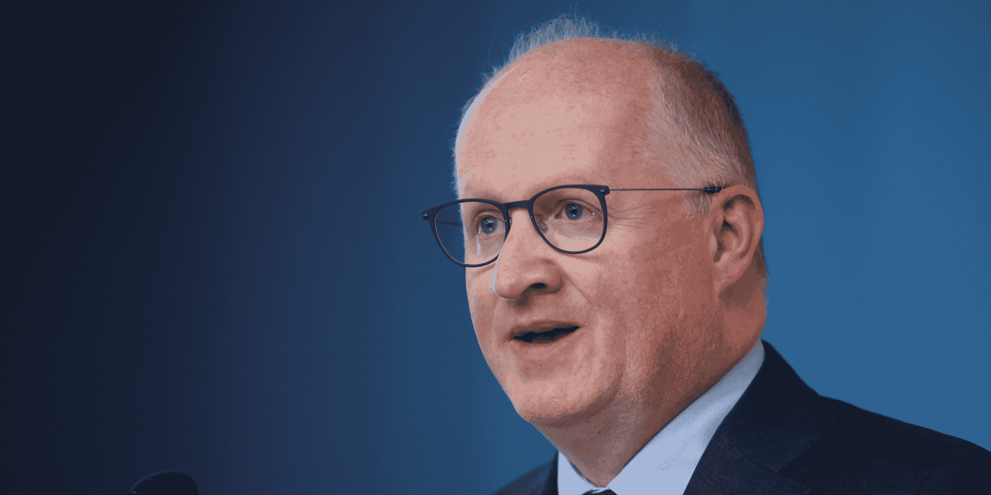 Pour l'économiste en chef de la BCE, Philip Lane, le ralentissement prévu de la croissance des salaires l'an prochain devrait encore aider à réduire l'inflation.