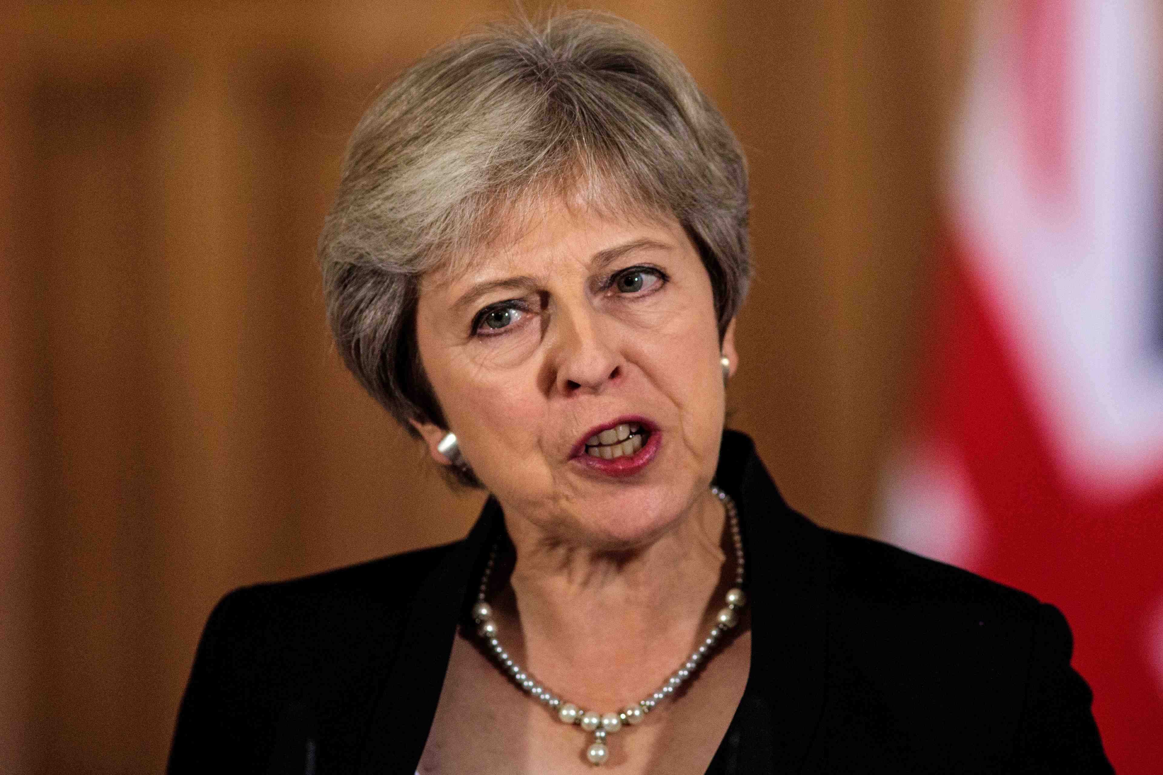 Londres anticipe une periode de transition de plusieurs annees