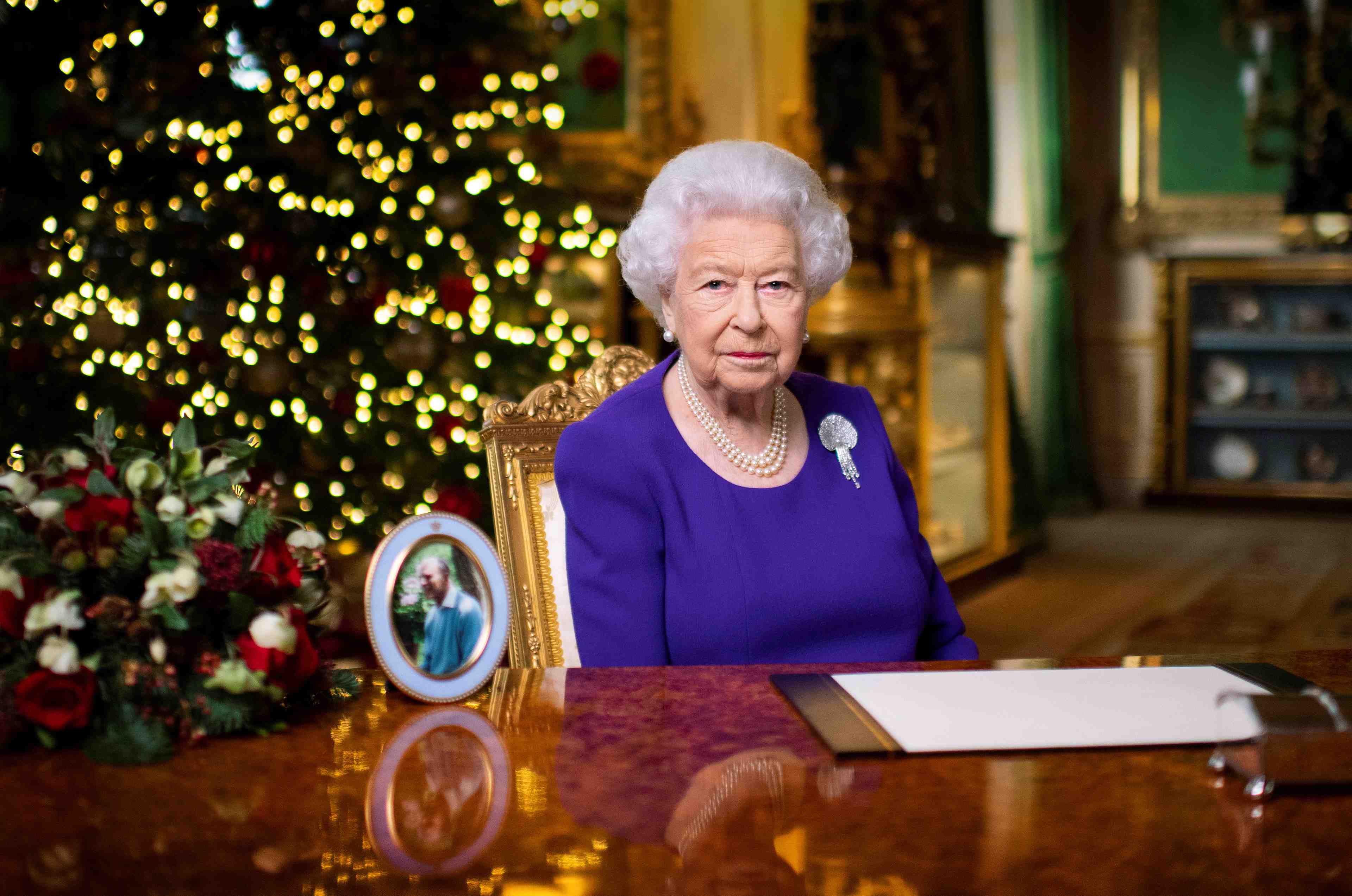 Beaucoup demandent juste un peu de reconfort pour noel cette annee, declare la reine elizabeth