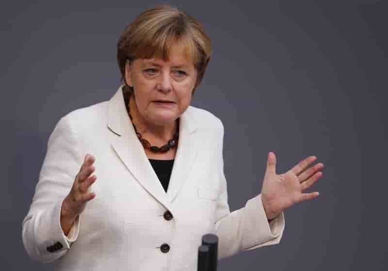 Merkel met en garde le SPD contre une coalition avec Die Linke