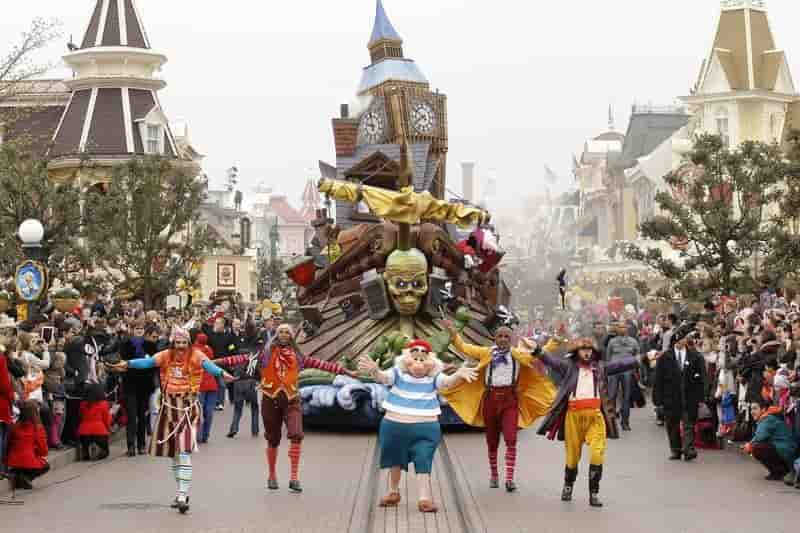 Euro Disney recapitalisé par sa maison mère américaine