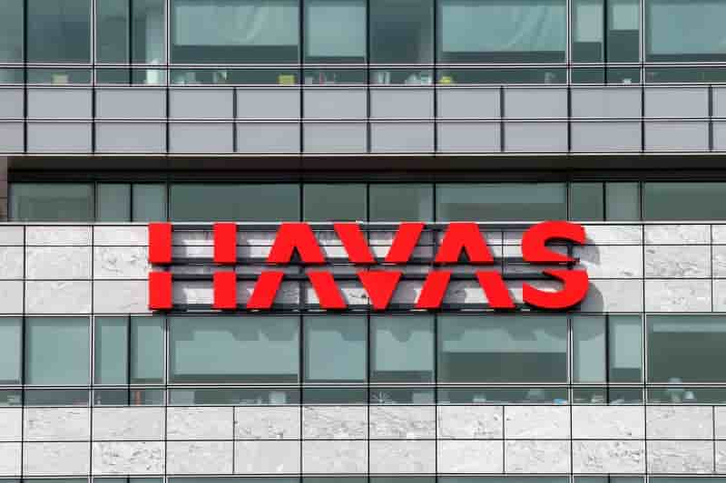 Bollore cede 17% du capital d'havas