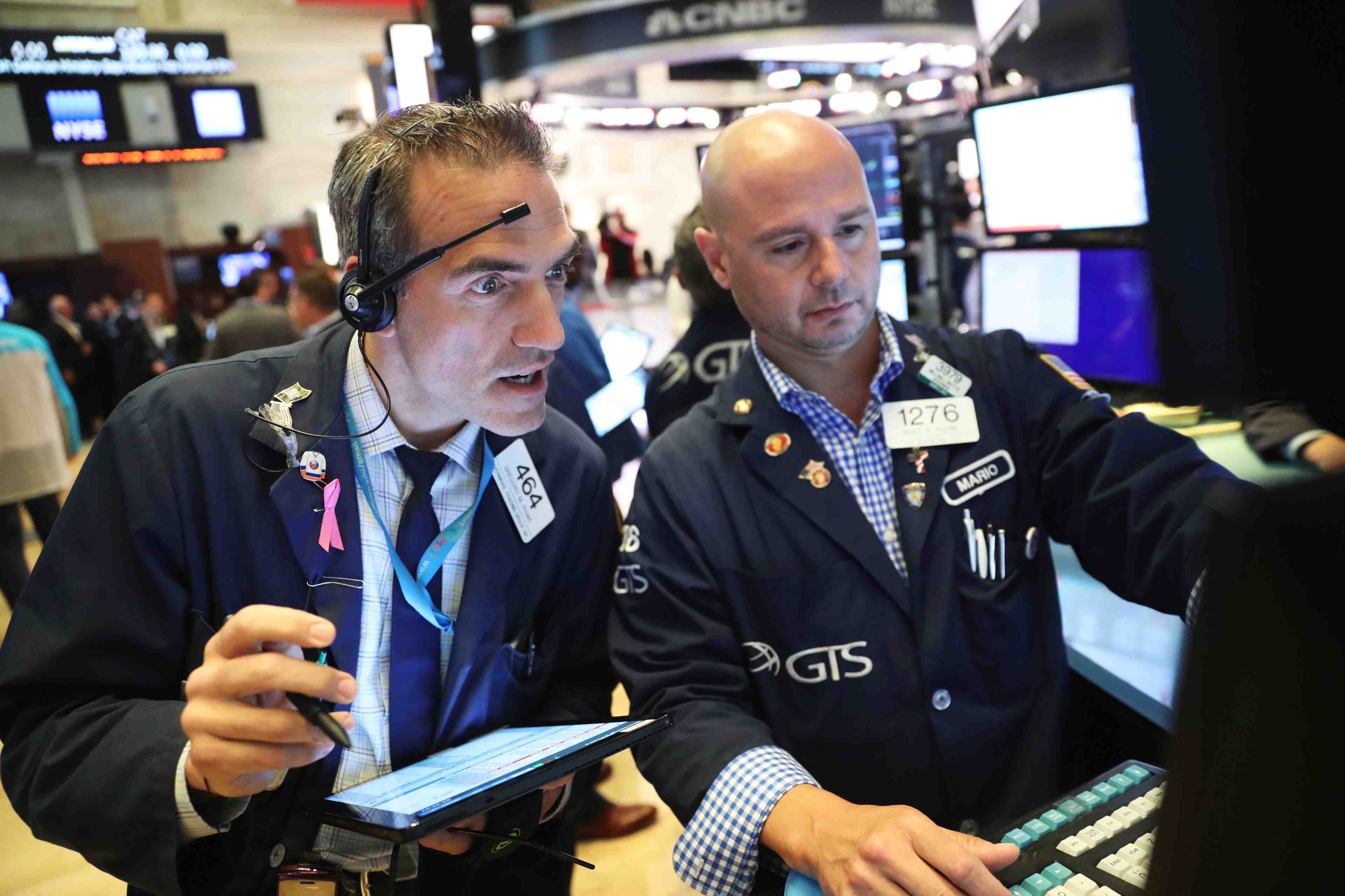 Wall street a fini en tres legere hausse