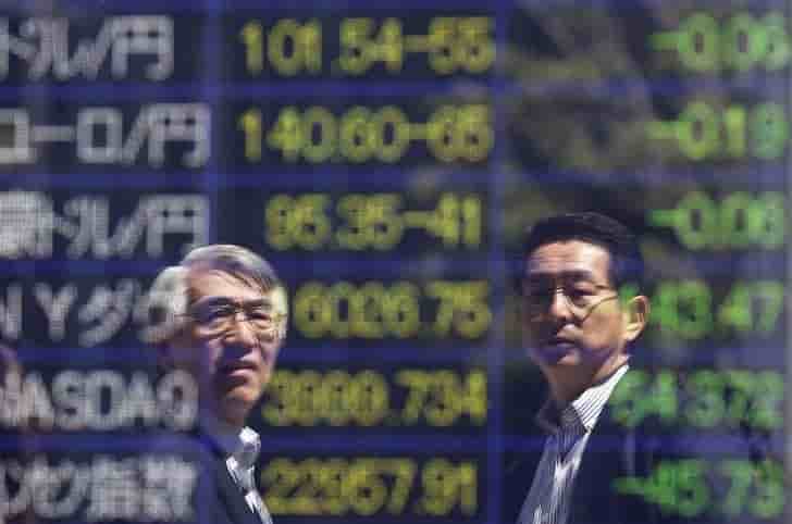 Tokyo finit en baisse de 0,33%