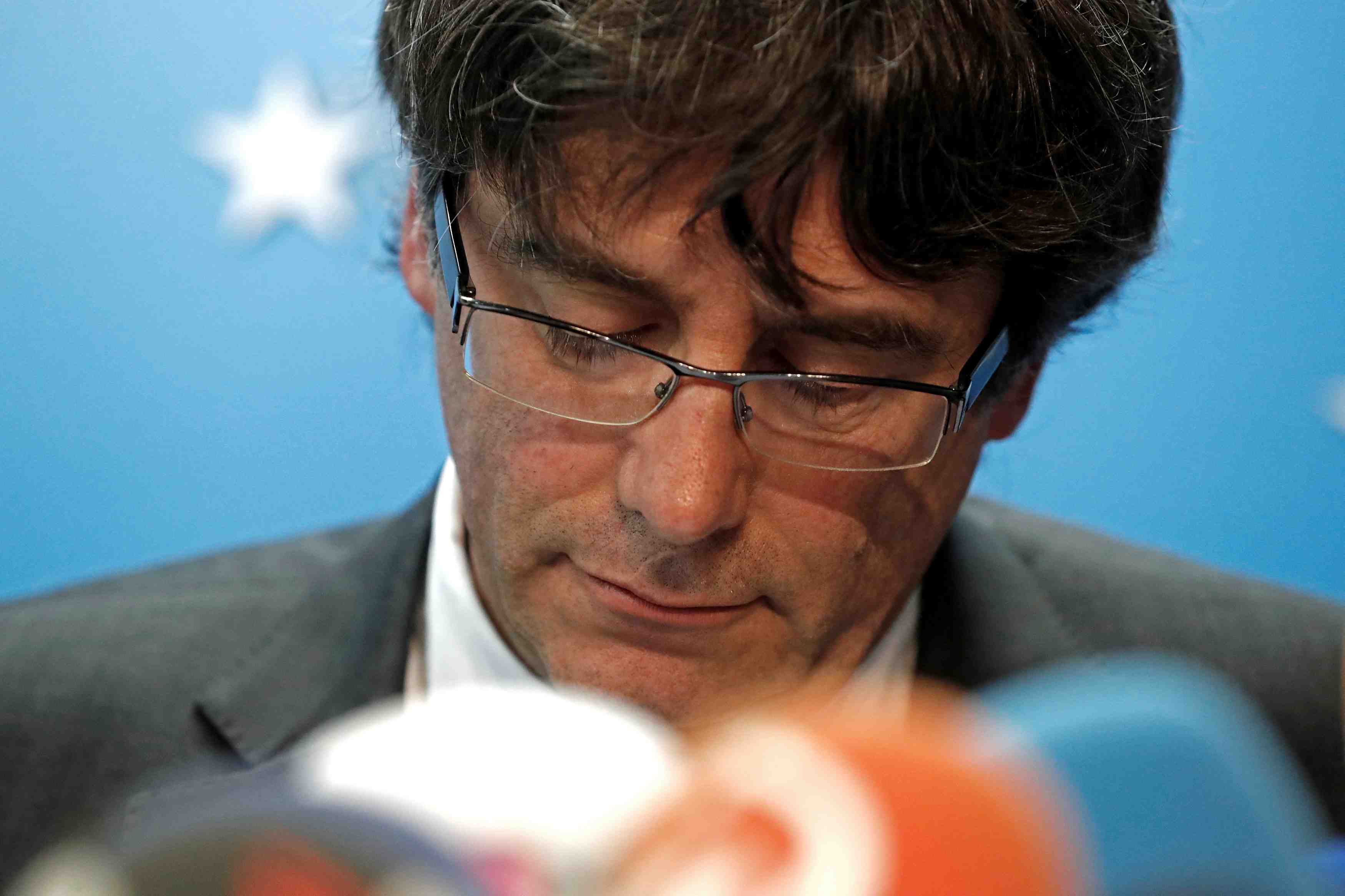La haute cour d'espagne convoque puigdemont jeudi matin