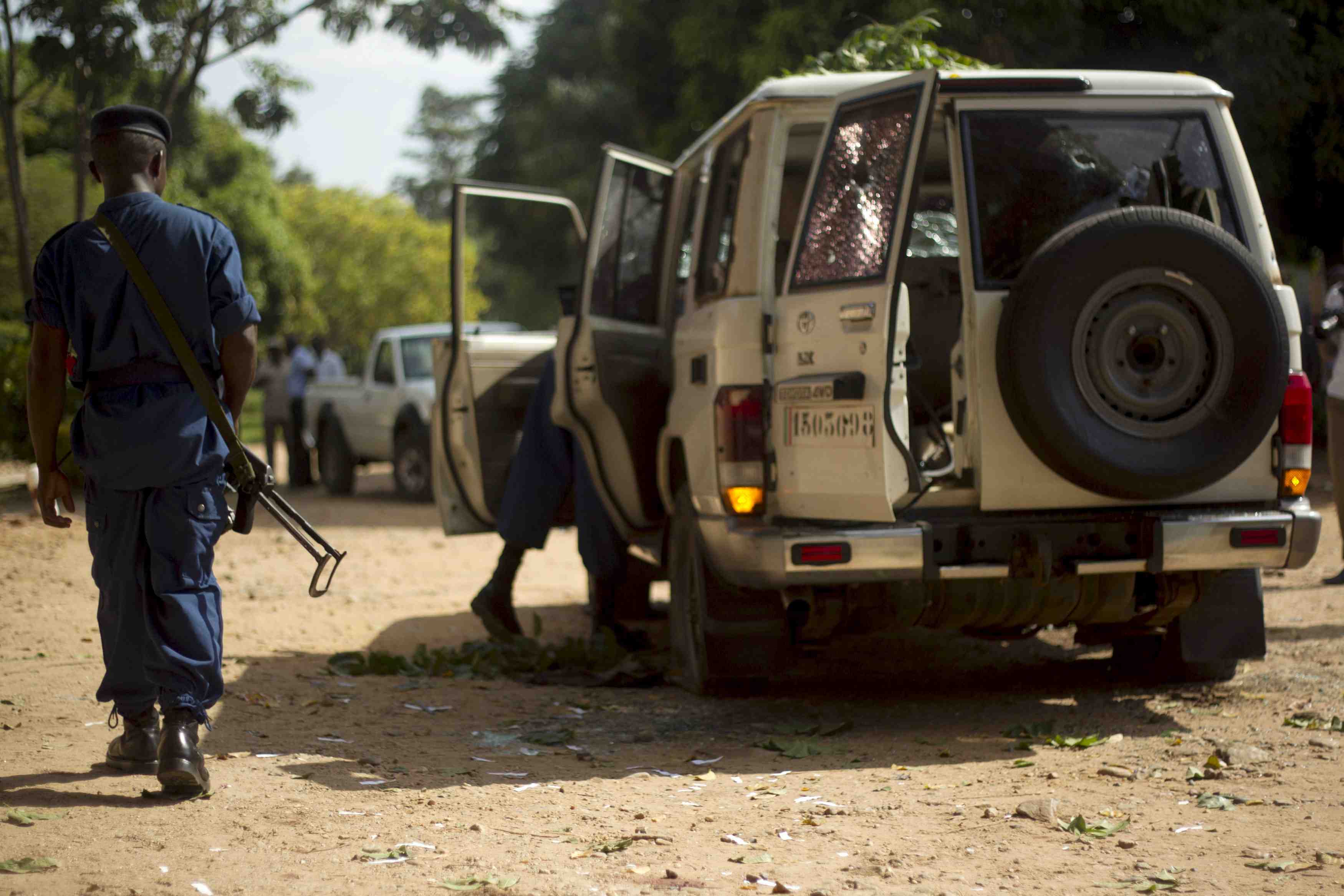Le president burundais condamne le meurtre du general kararuza a bujumbura
