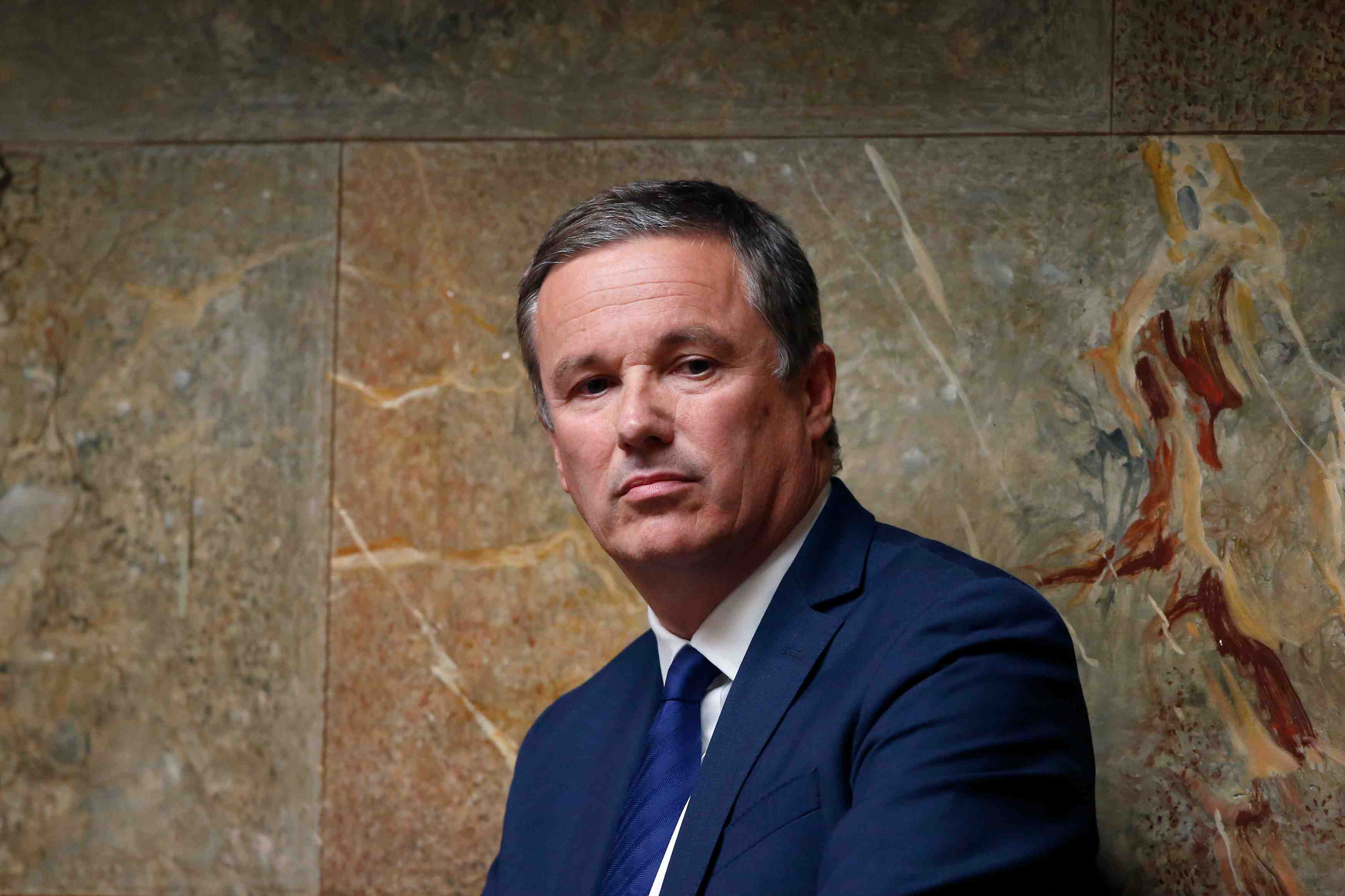 Wauquiez et le pen ignorent l'appel de dupont-aignan