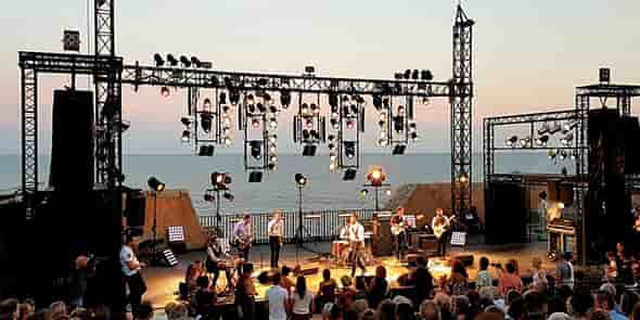 Le festival Jazz à Sète (juillet 2019) au Théâtre de la Mer.