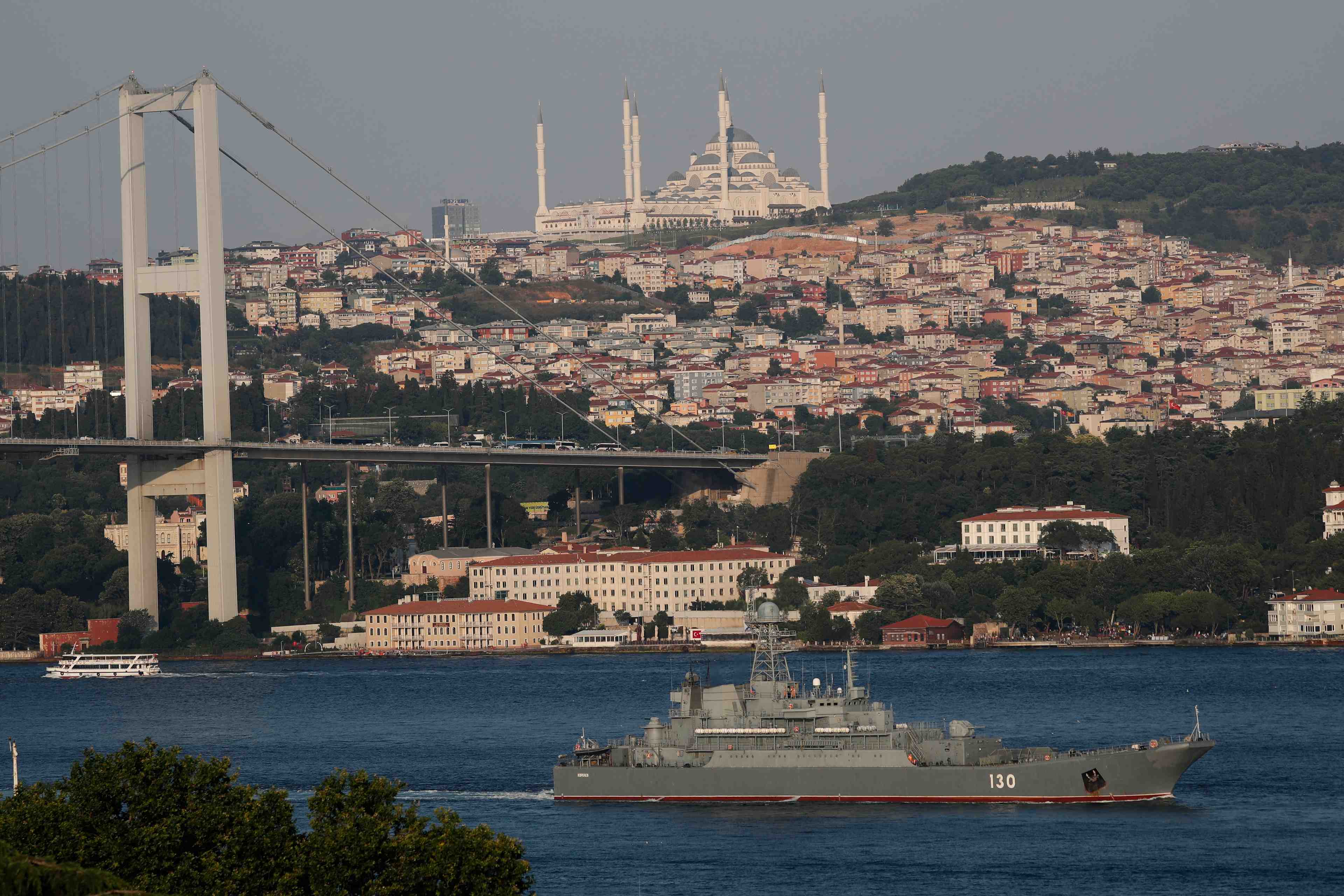 L'ambassadeur ukrainien demande a la turquie de fermer l'acces russe a la mer noire