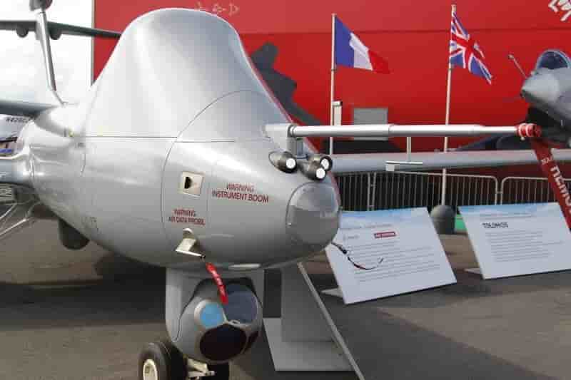 Paris et Londres lancent un projet de drone de combat commun