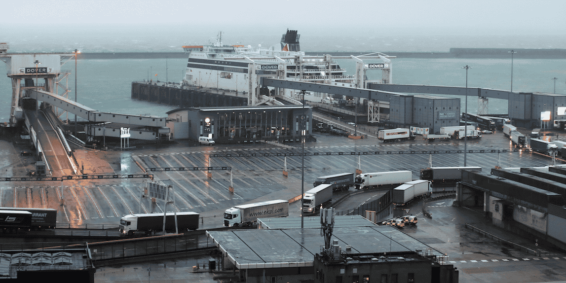 Douvres, transport routier, maritime, camions, marchandises, Covid,