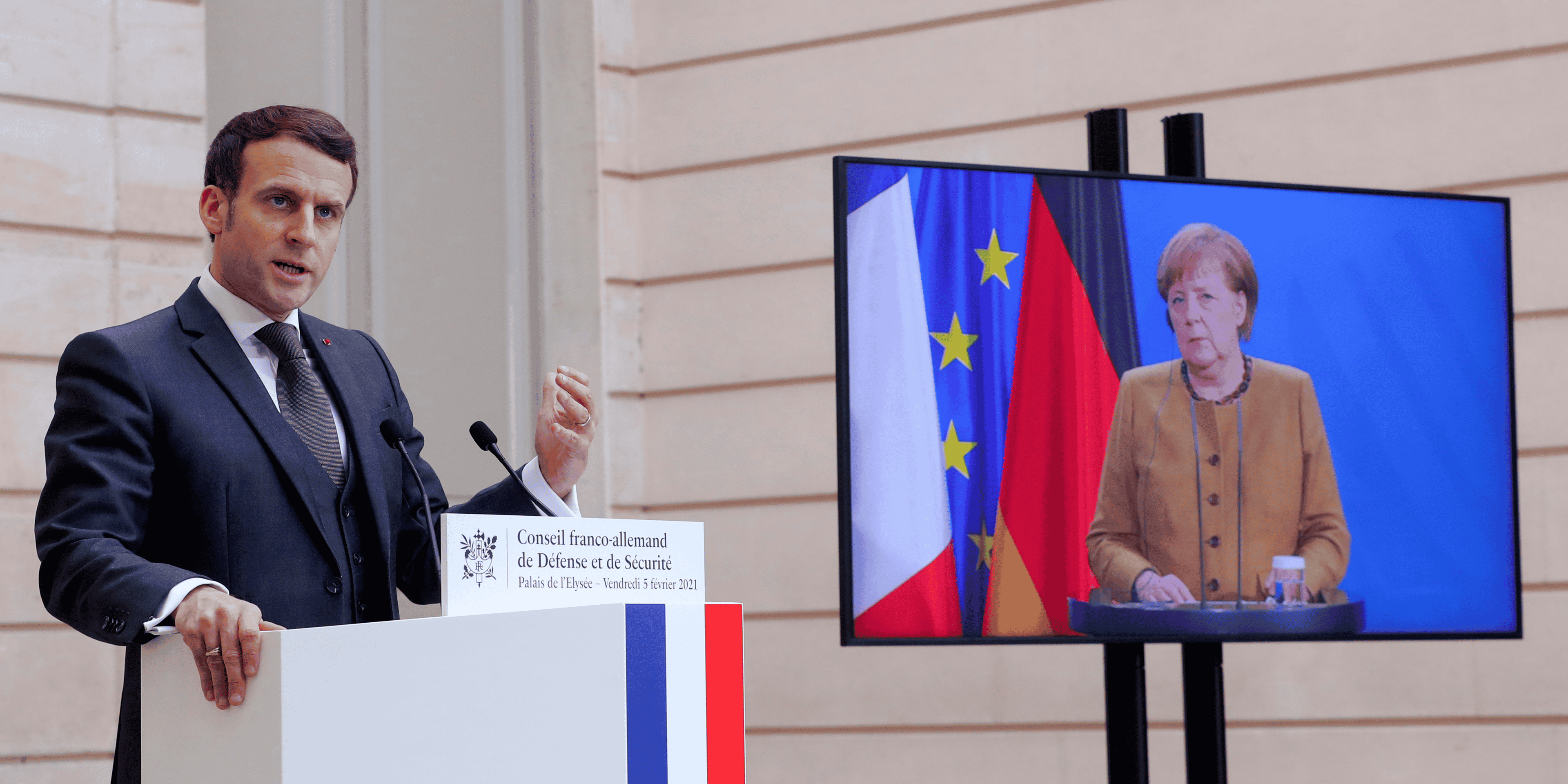 Macron, Merkel