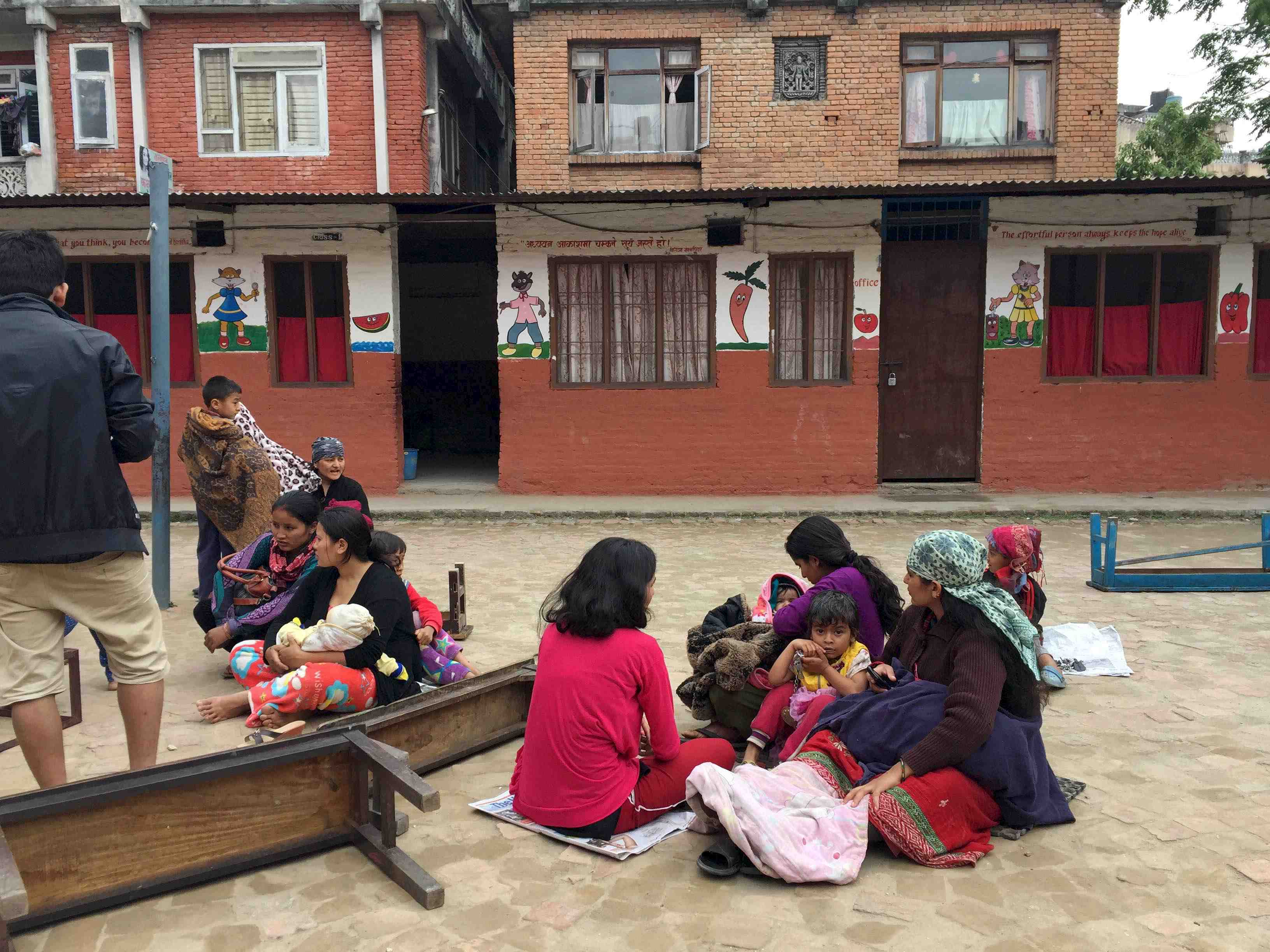 Puissant seisme dans le centre du nepal