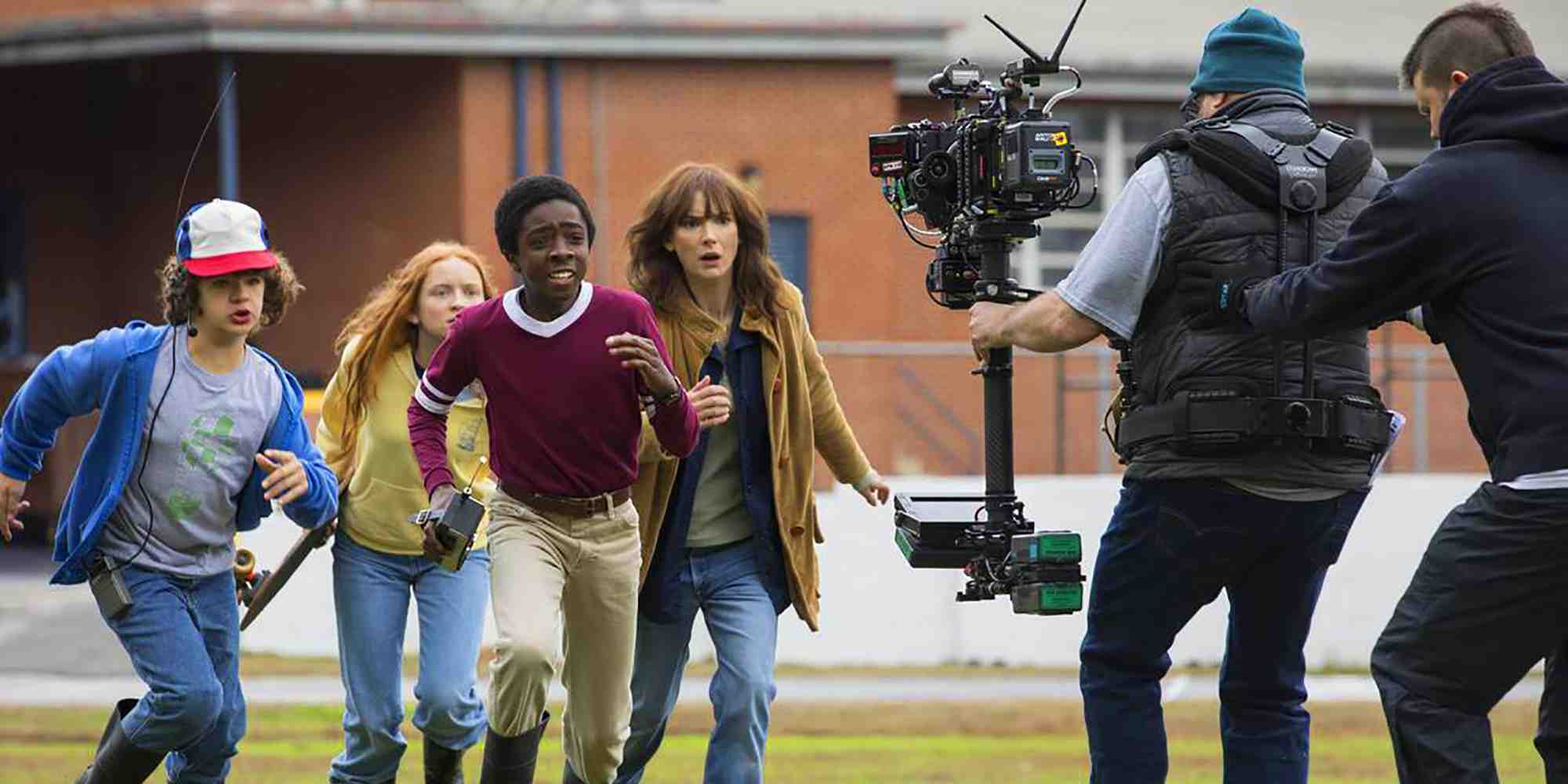 Afin de séduire toujours plus d'abonnés, la clé est le catalogue. Celui-ci doit idéalement regrouper des productions originales variées, mais aussi des franchises populaires obtenues sous licence. Bémol : Netflix voit son offre dépouillée par la concurrence.